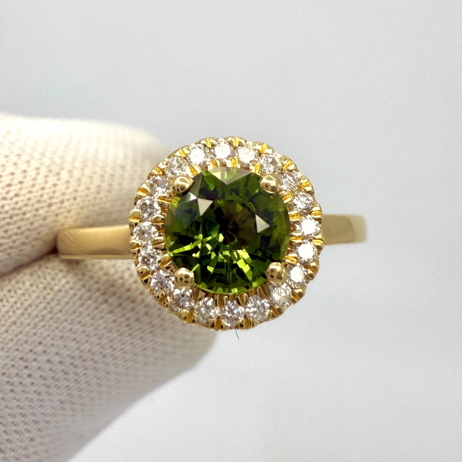 Fine 1.25ct Round Cut Vivid Green Sapphire & Diamond 18k Yellow Gold Halo Ring — view 4