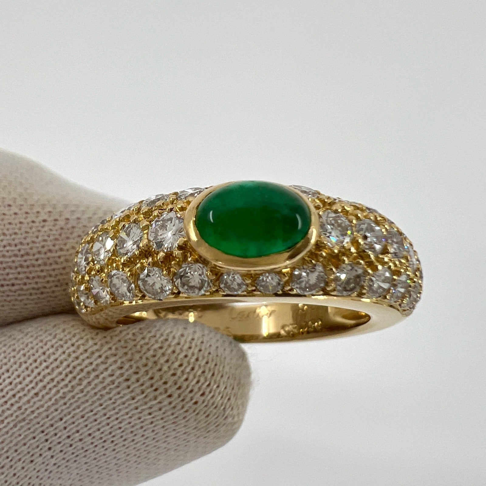 Rare Vintage Cartier Emerald & Diamond Mimi 18k Yellow Gold Oval Cabochon Ring — view 4