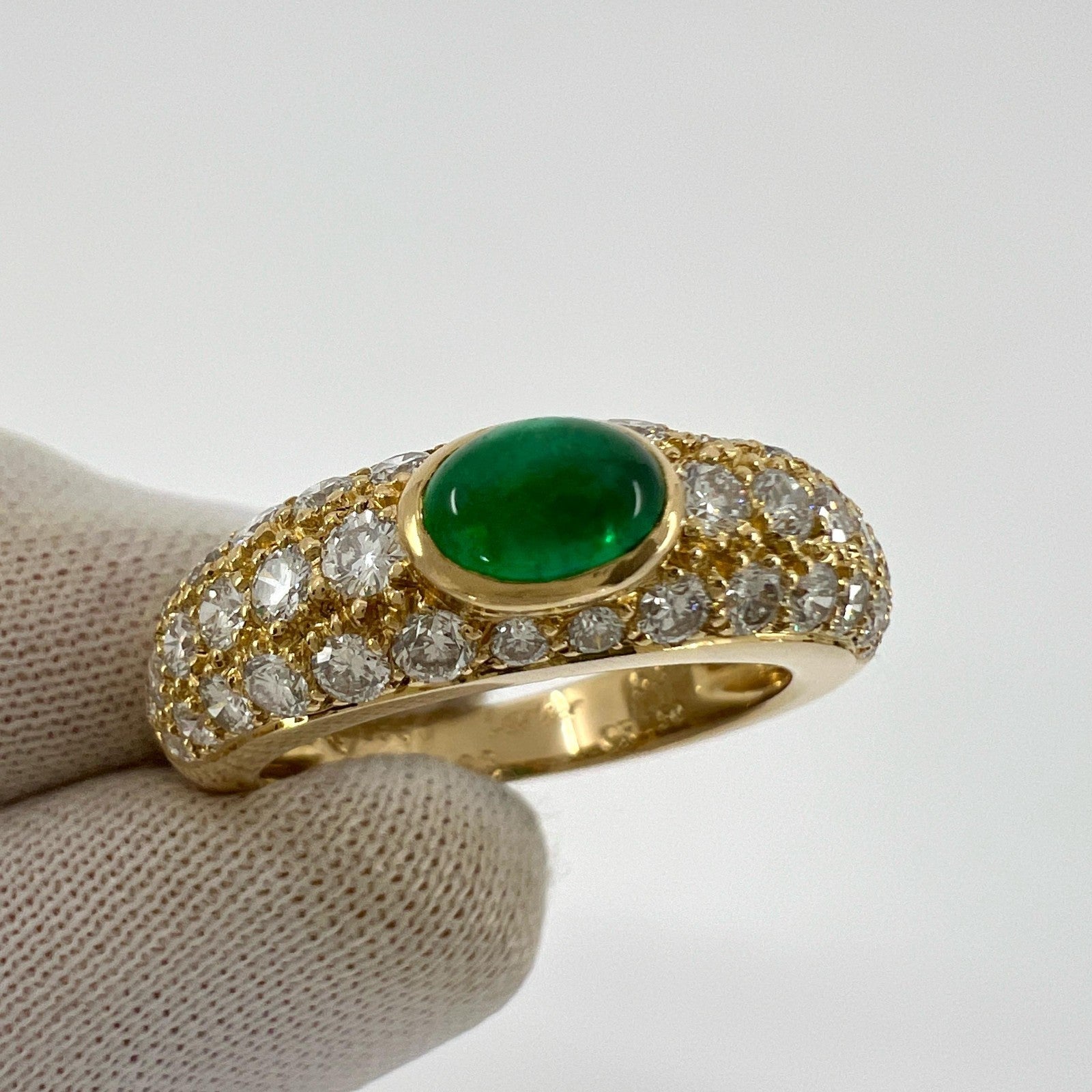 Rare Vintage Cartier Emerald & Diamond Mimi 18k Yellow Gold Oval Cabochon Ring — view 5