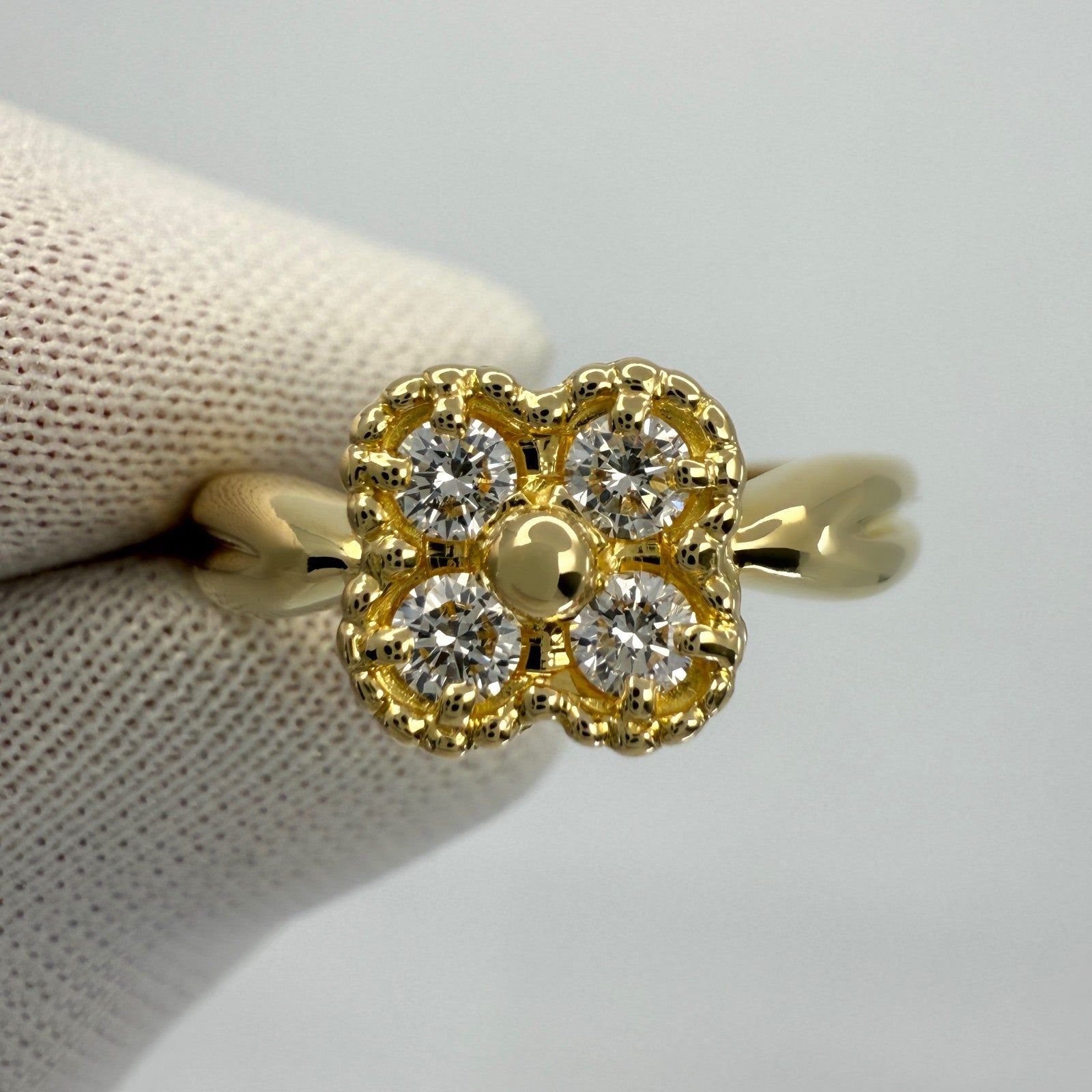 Vintage Van Cleef & Arpels Diamond 18k Yellow Gold Arno Alhambra Flower Ring — view 5