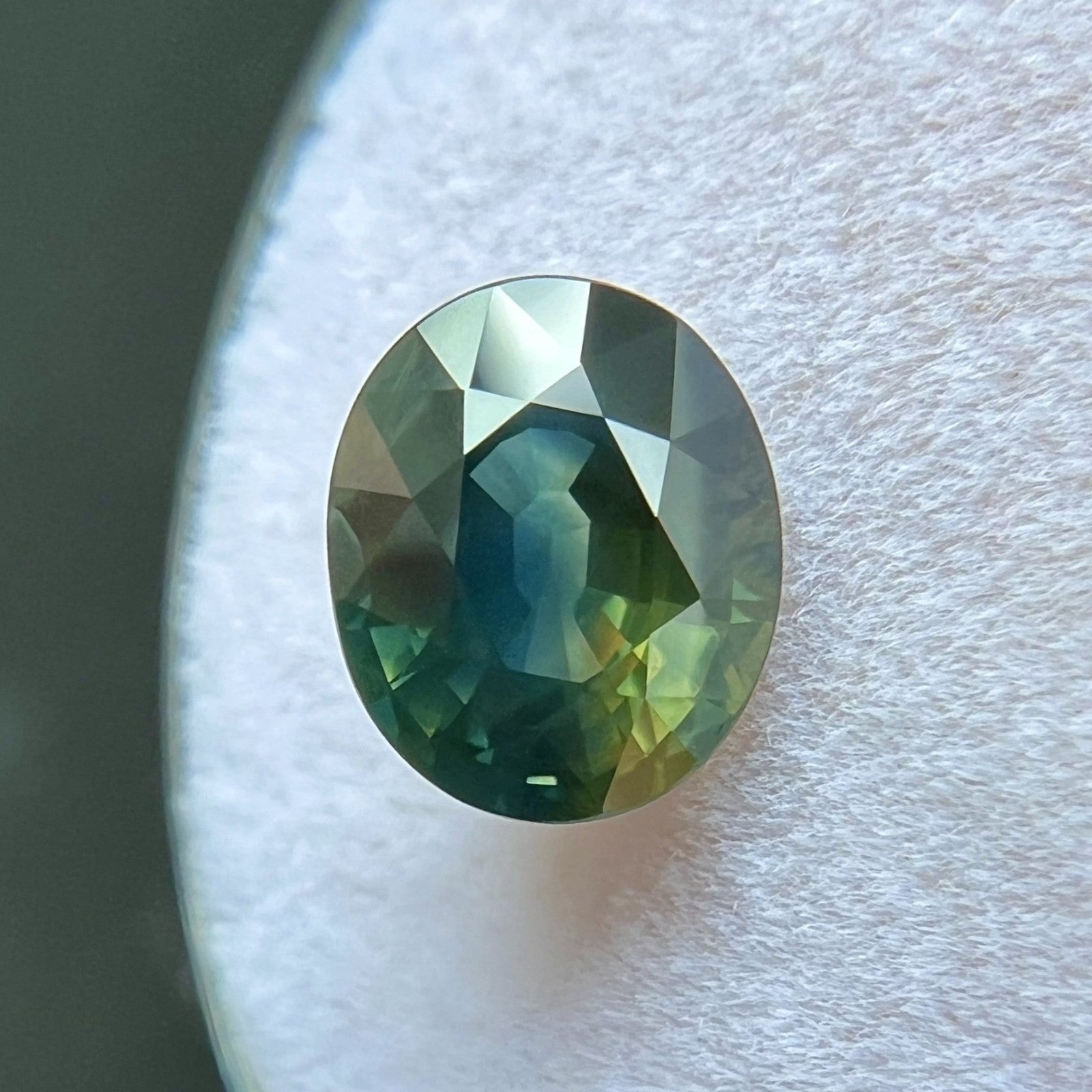 Unique 2.04ct Sapphire GIA CERTIFIED PARTI Colour Blue Green Yellow AUSTRALIAN — view 5