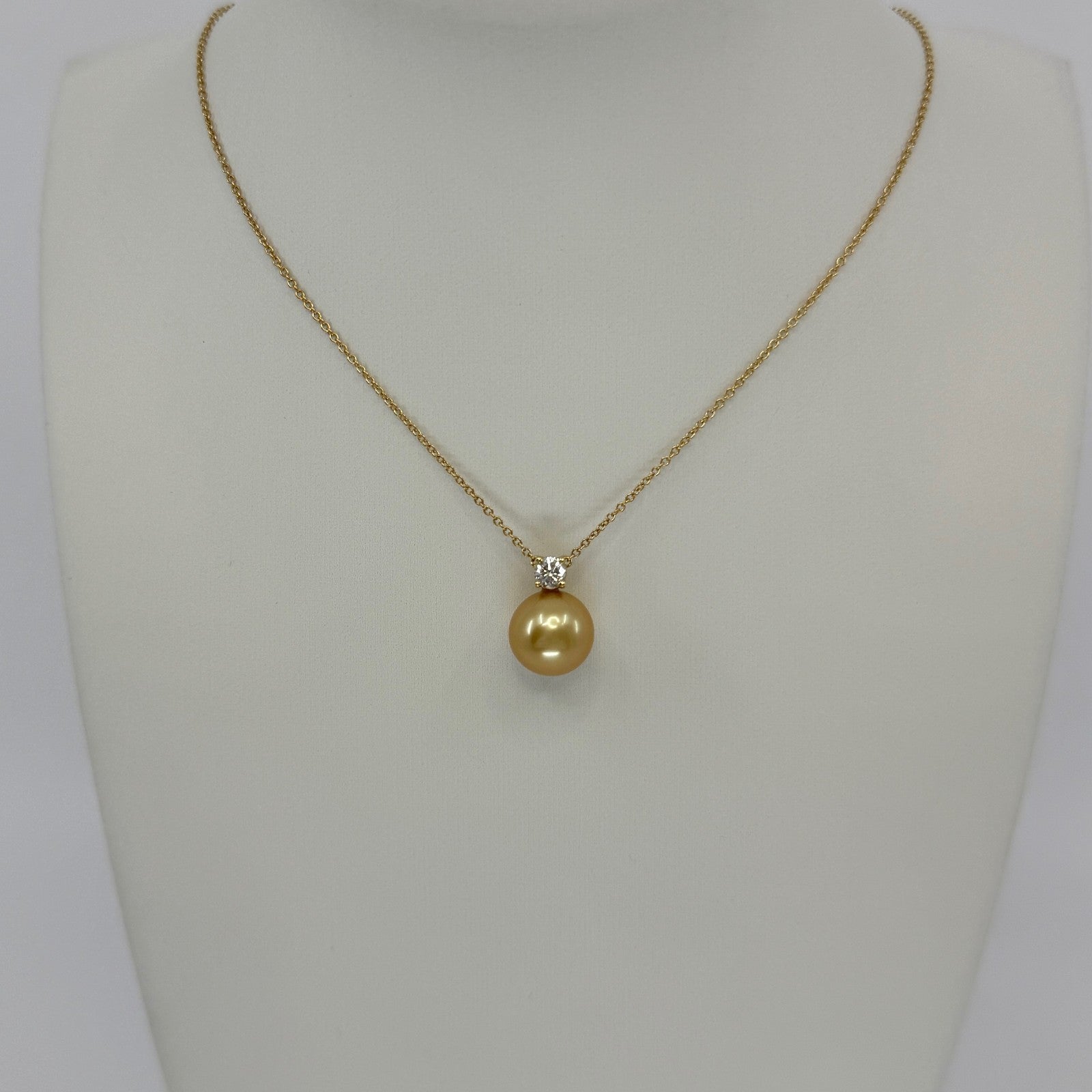 Tiffany & Co. Golden Southsea Pearl & Diamond 18k Yellow Gold Pendant Necklace — view 4