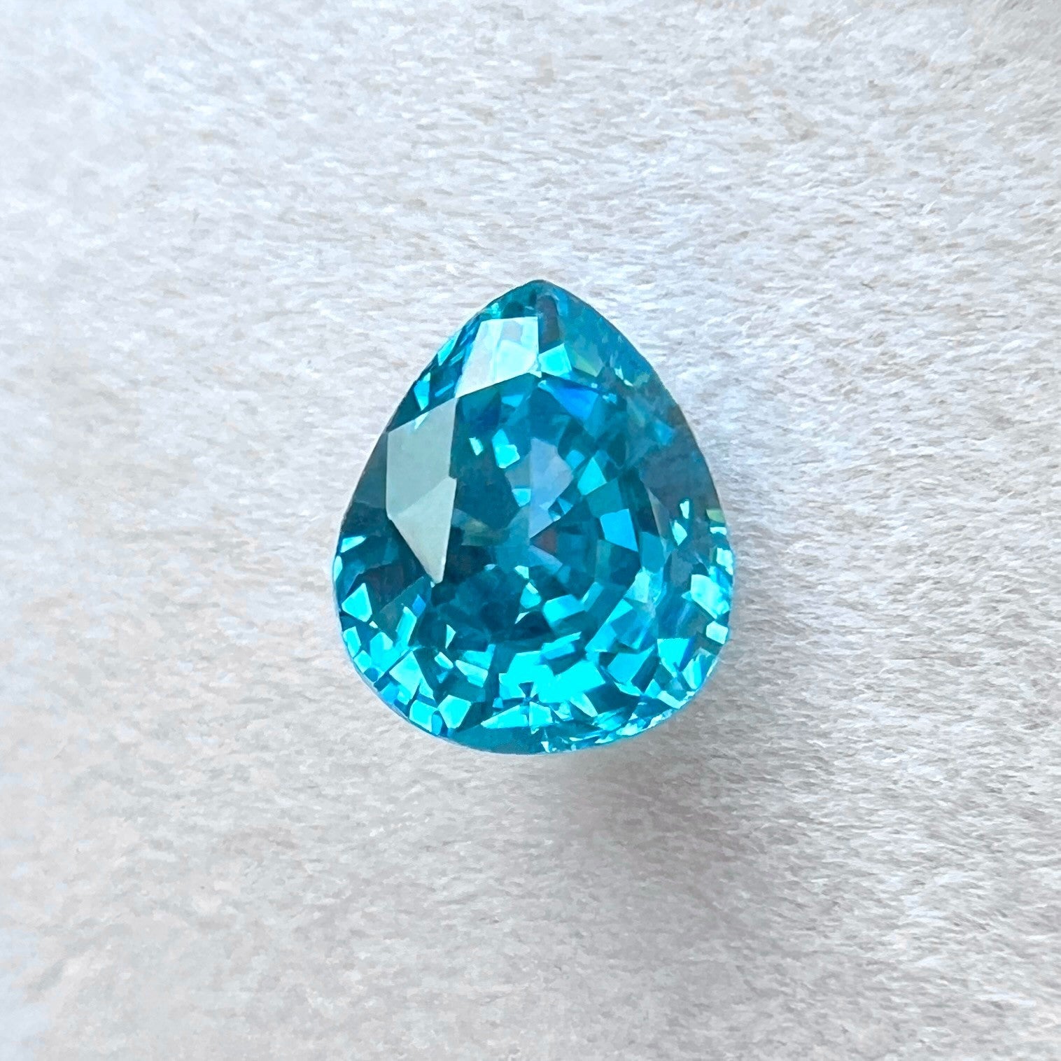 NATURAL 6.80ct Blue Zircon Vivid NEON Pear Teardrop Cut 10.3x8.7mm RARE Gem VVS — view 3
