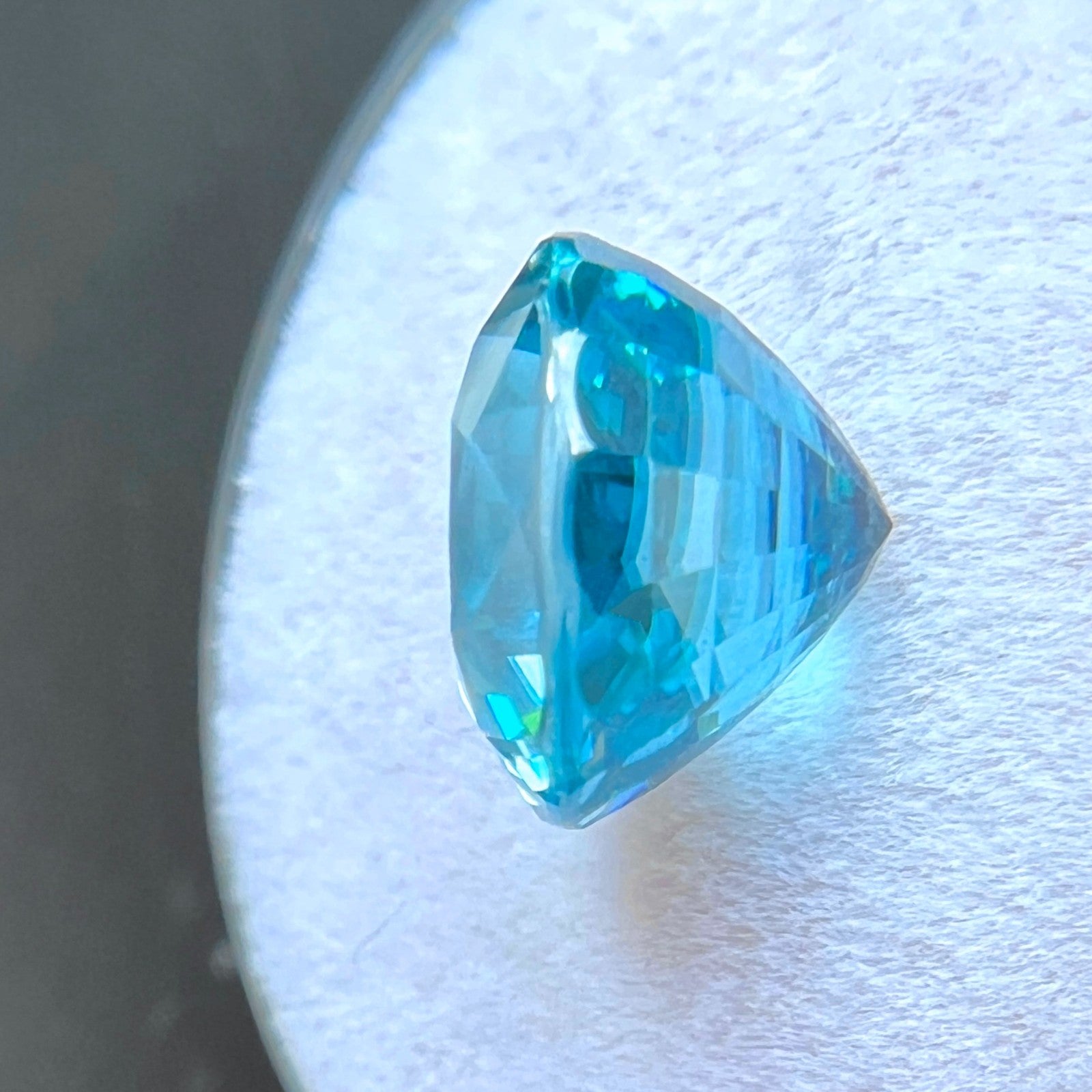 Fine NATURAL 6.32ct Vivid NEON Blue Zircon Cushion Cut Rare Gem 9.5x9.mm VVS — view 5