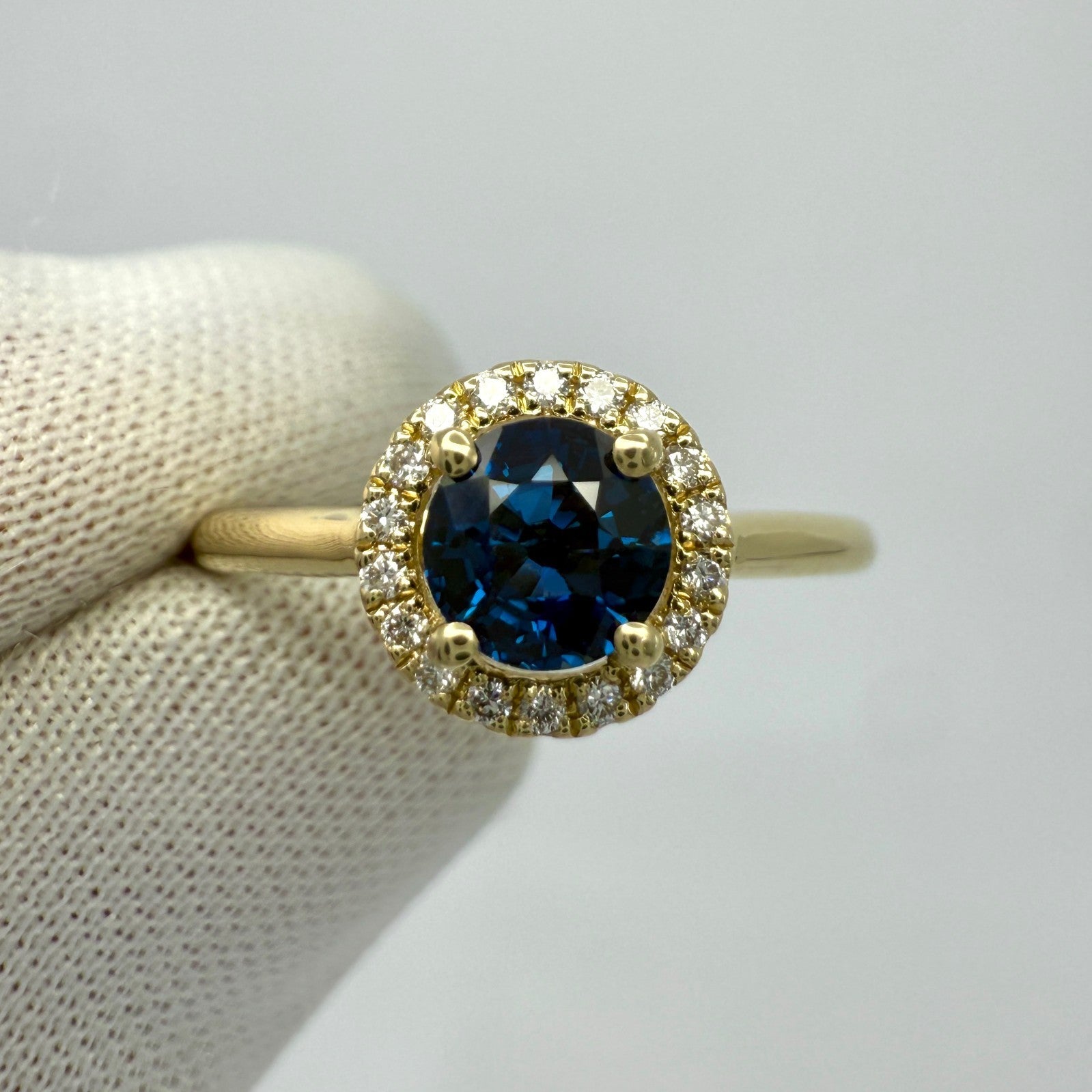 Fine Natural Round Cut Royal Blue Sapphire And Diamond 18k Yellow Gold Halo Ring — view 2