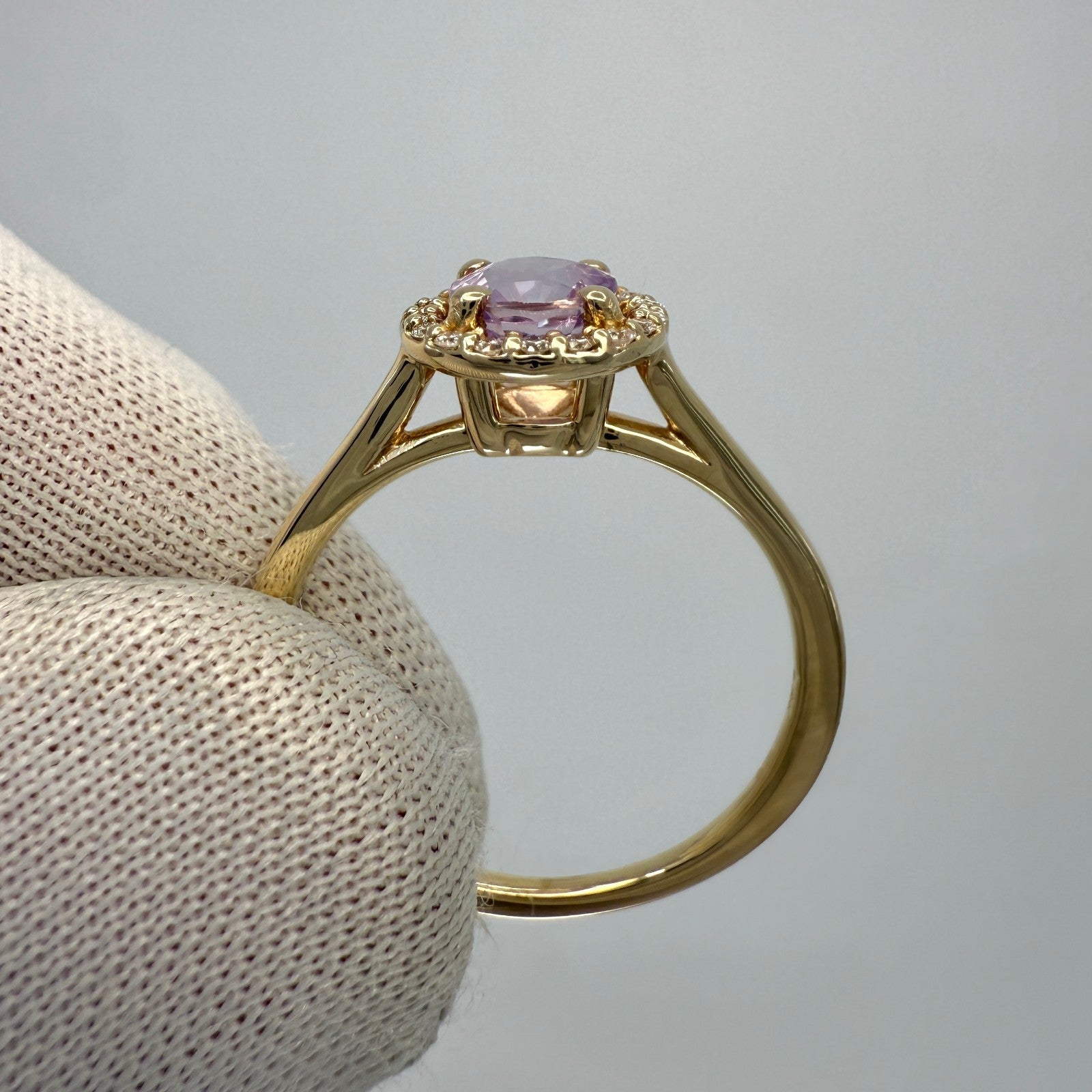 Natural 0.95ct Round Cut Pink Purple Sapphire Diamond 18k Yellow Gold Halo Ring — view 5