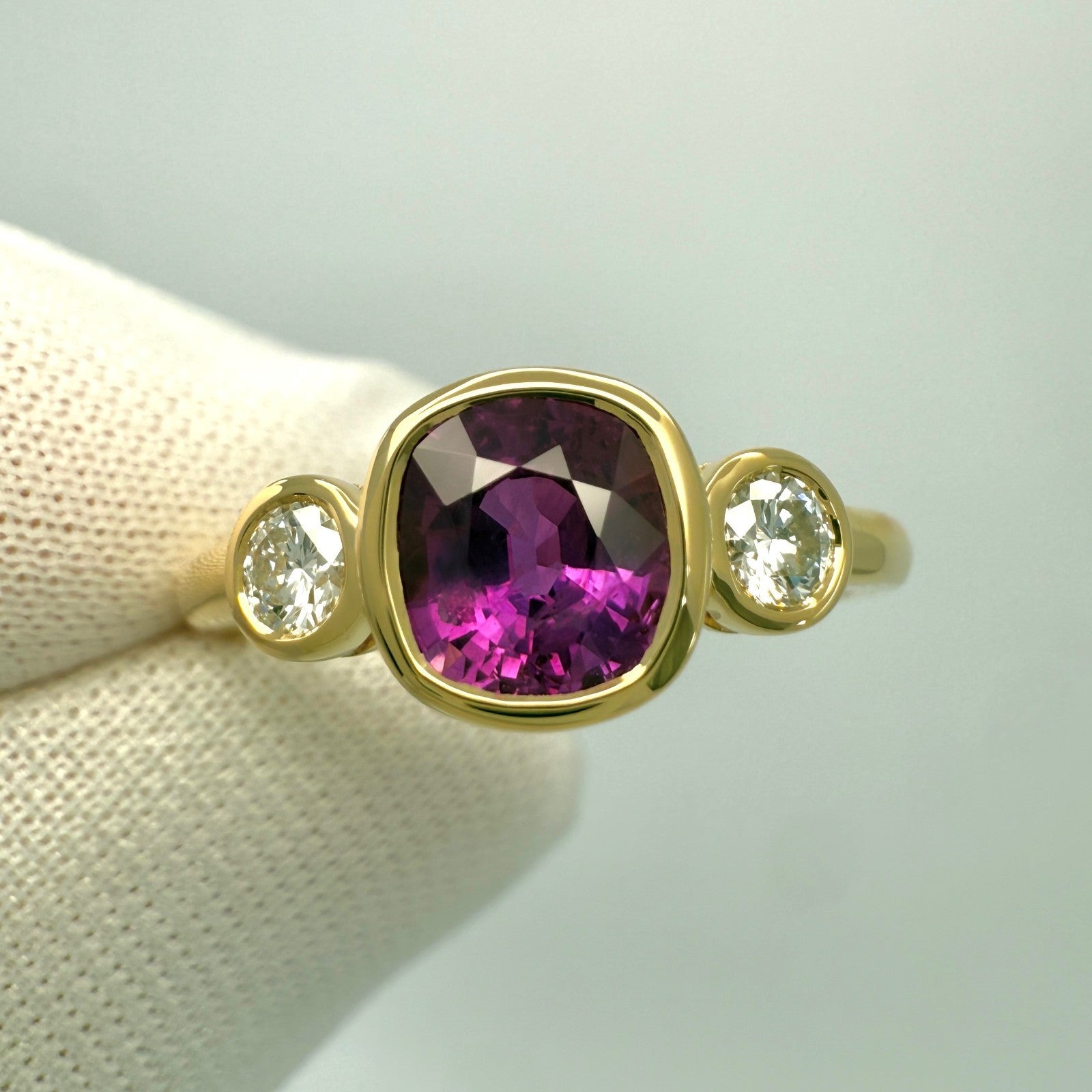 Natural Vivid Pink Purple Sapphire & Diamond 18k Yellow Gold Three Stone Ring — view 2