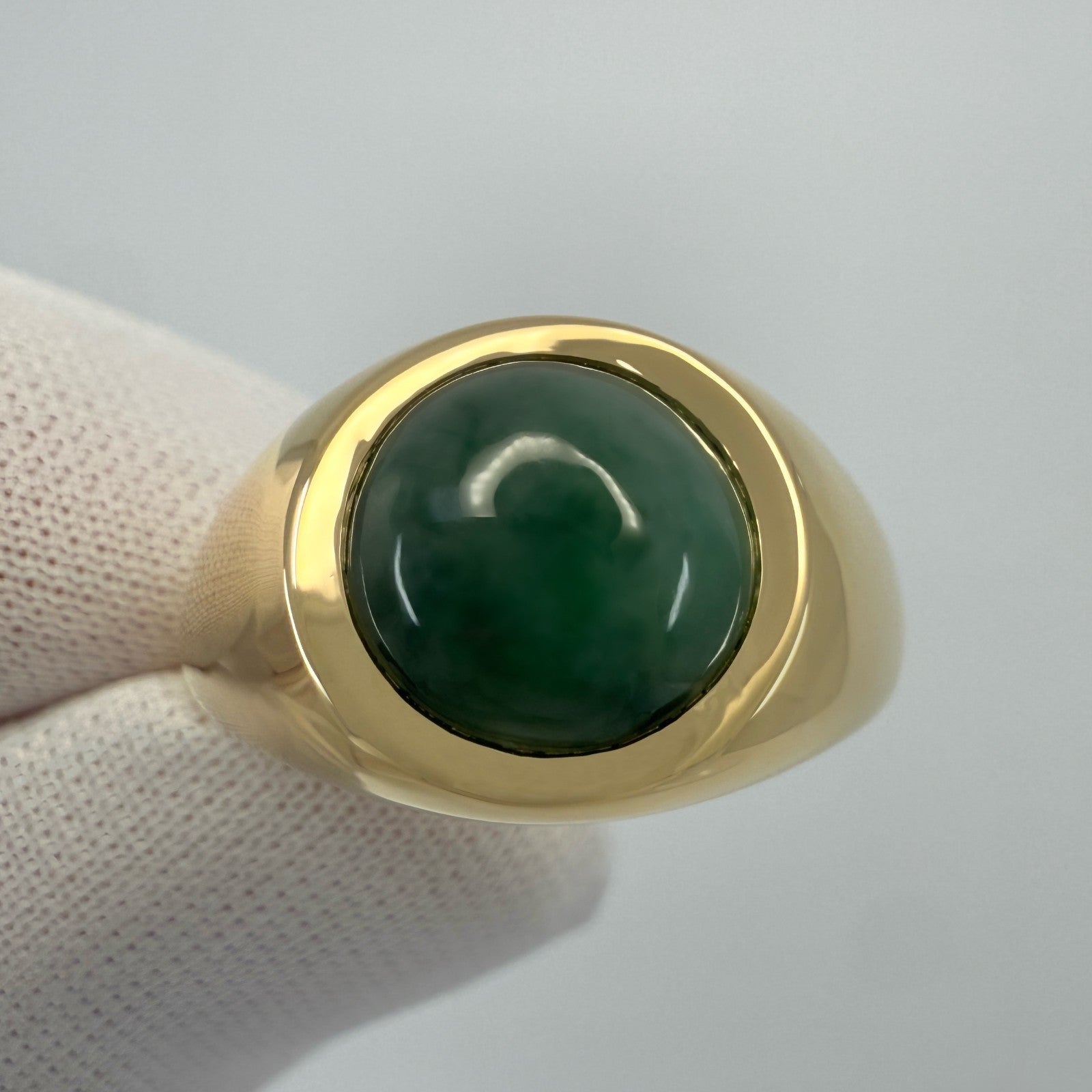 GIA Certified 3.15ct Jadeite AGrade Jade Green Round 18k Yellow Gold Signet Ring — view 5