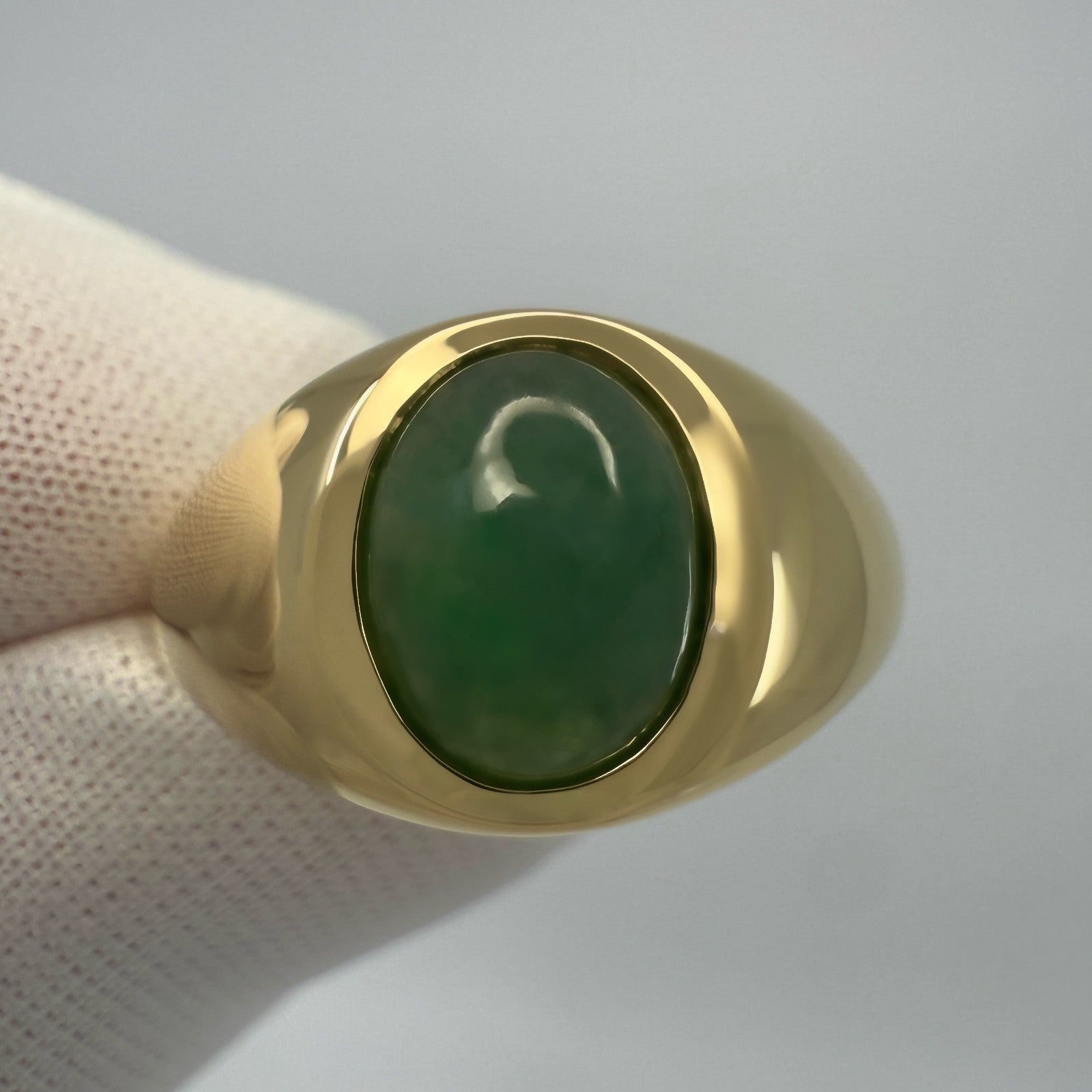 GIA Certified 2.09ct Jadeite A Grade Jade Green Oval 18k Yellow Gold Signet Ring — view 3