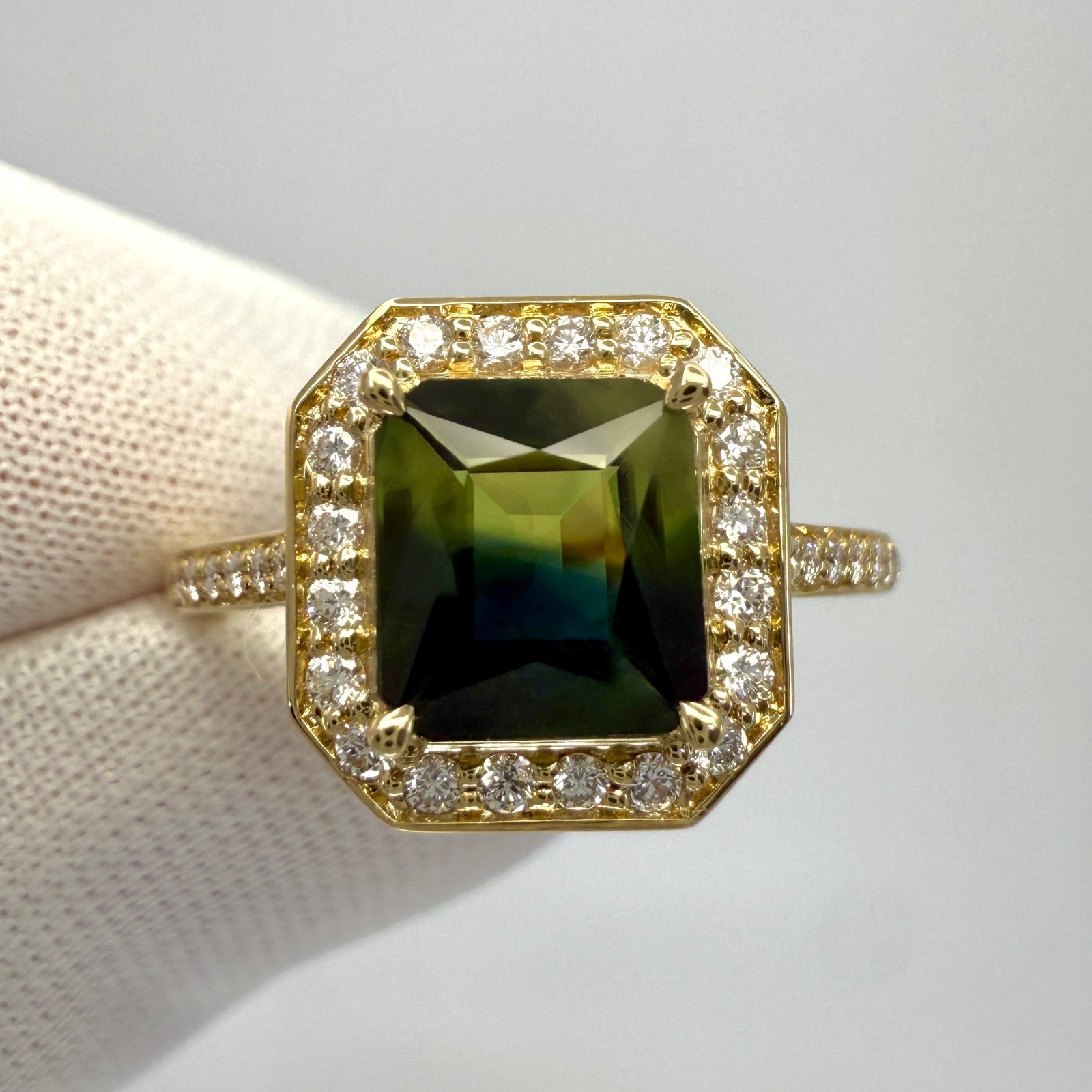 2.01ct GIA Certified Bi Colour Thai Sapphire & Diamond 18k Yellow Gold Halo Ring — view 3