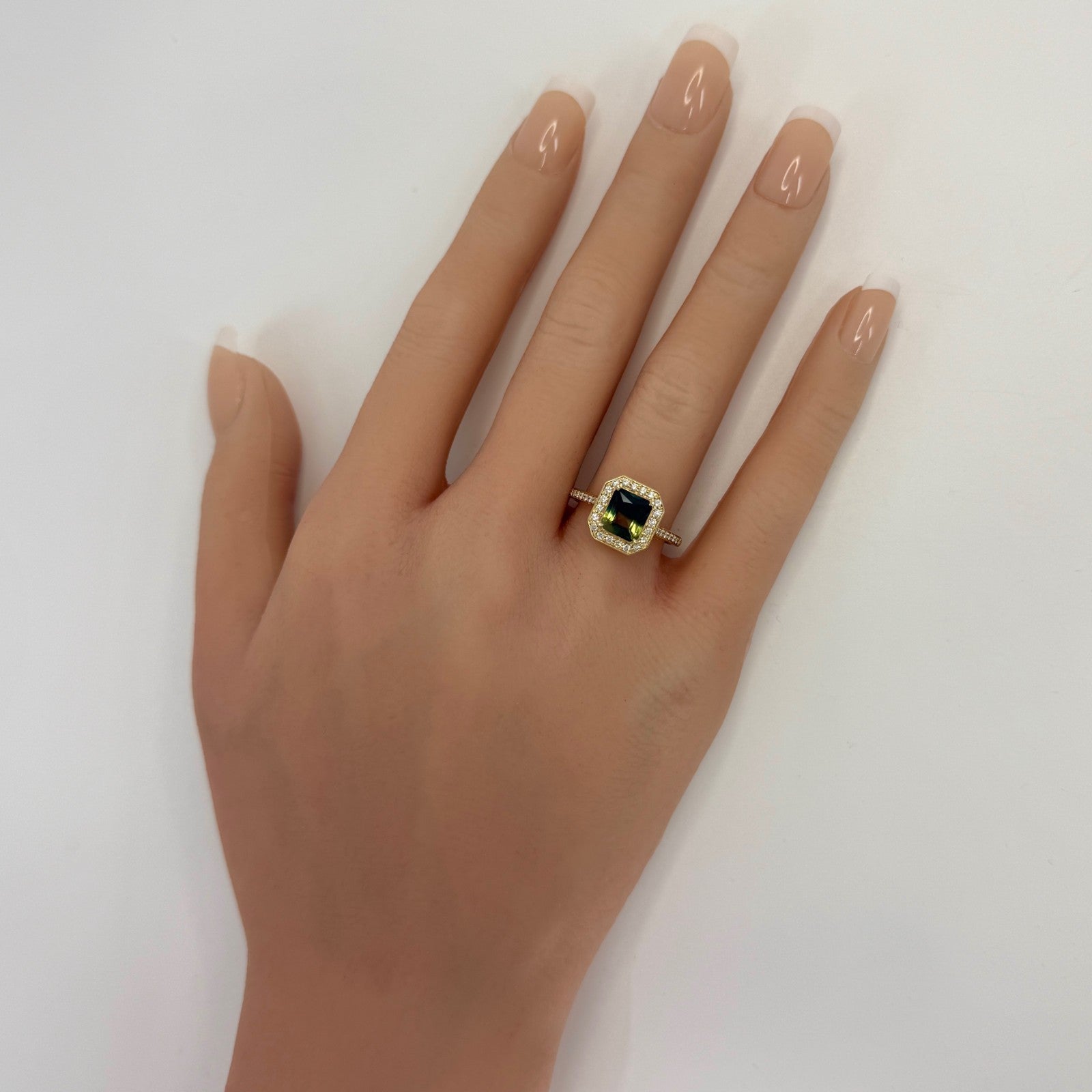 2.01ct GIA Certified Bi Colour Thai Sapphire & Diamond 18k Yellow Gold Halo Ring — view 4