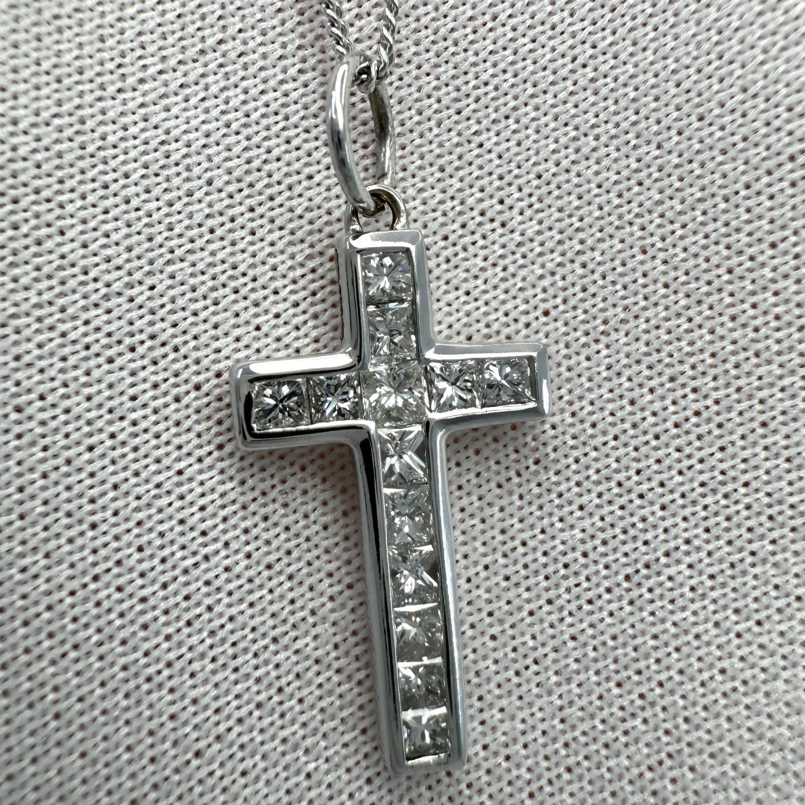 Natural Princess Cut Diamond Cross 18k White Gold Pendant Necklace 24.5x11mm — view 4