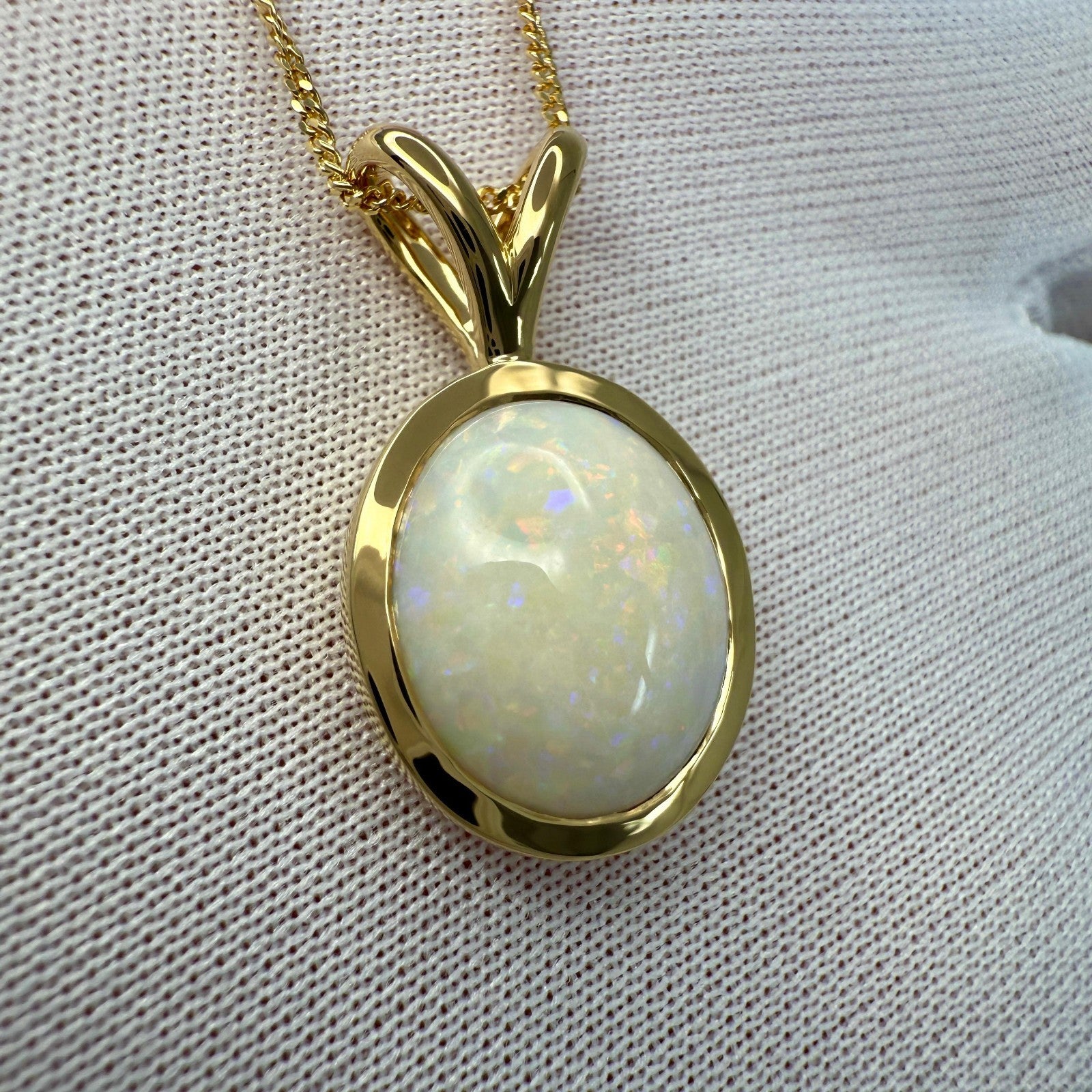 Natural 5.47ct Australian Opal Oval Cabochon 18k Yellow Gold Pendant Necklace — view 4