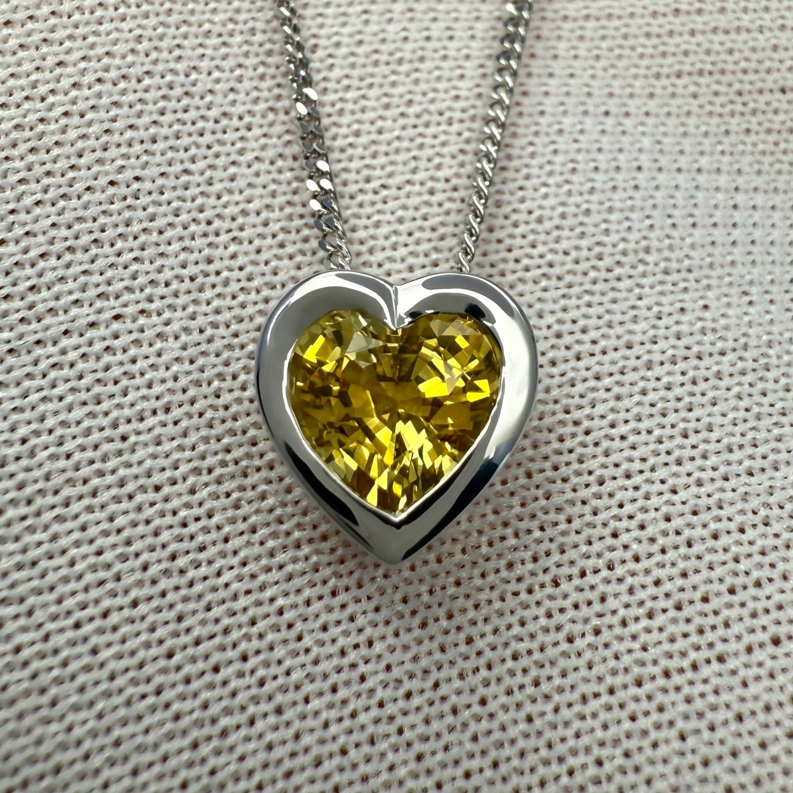 1.01ct Vivid Yellow Ceylon Sapphire 18k White Gold Heart Cut Rubover Pendant — view 4
