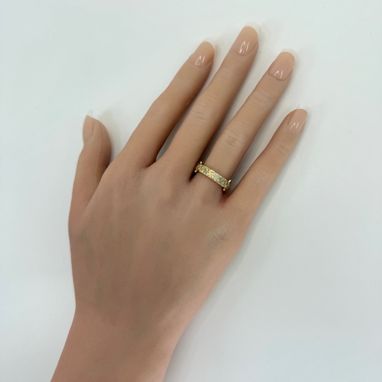 Very Rare Vintage Van Cleef & Arpels 18k Yellow Gold Diamond Buckle Band Ring — view 5