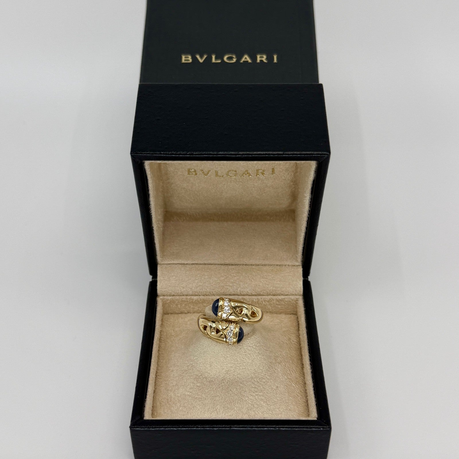 Rare Vintage Bvlgari Doppio Curoe Blue Sapphire & Diamond 18k Gold Bypass Ring — view 2
