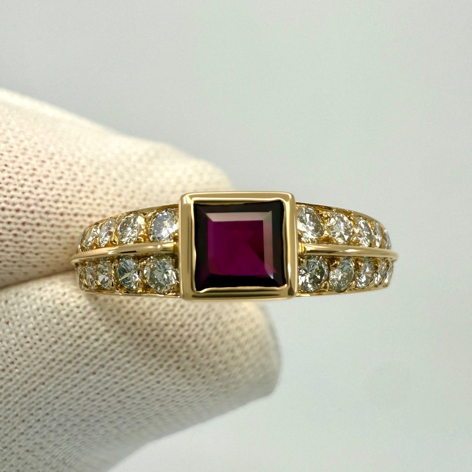 Rare Vintage Van Cleef & Arpels Princess Cut Ruby & Diamond 18k Yellow Gold Ring — view 3