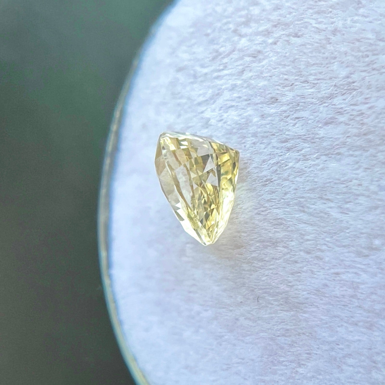 Natural GIA CERTIFEID 1.55ct Ceylon Yellow Sapphire Untreated No Heat Heart Cut — view 5