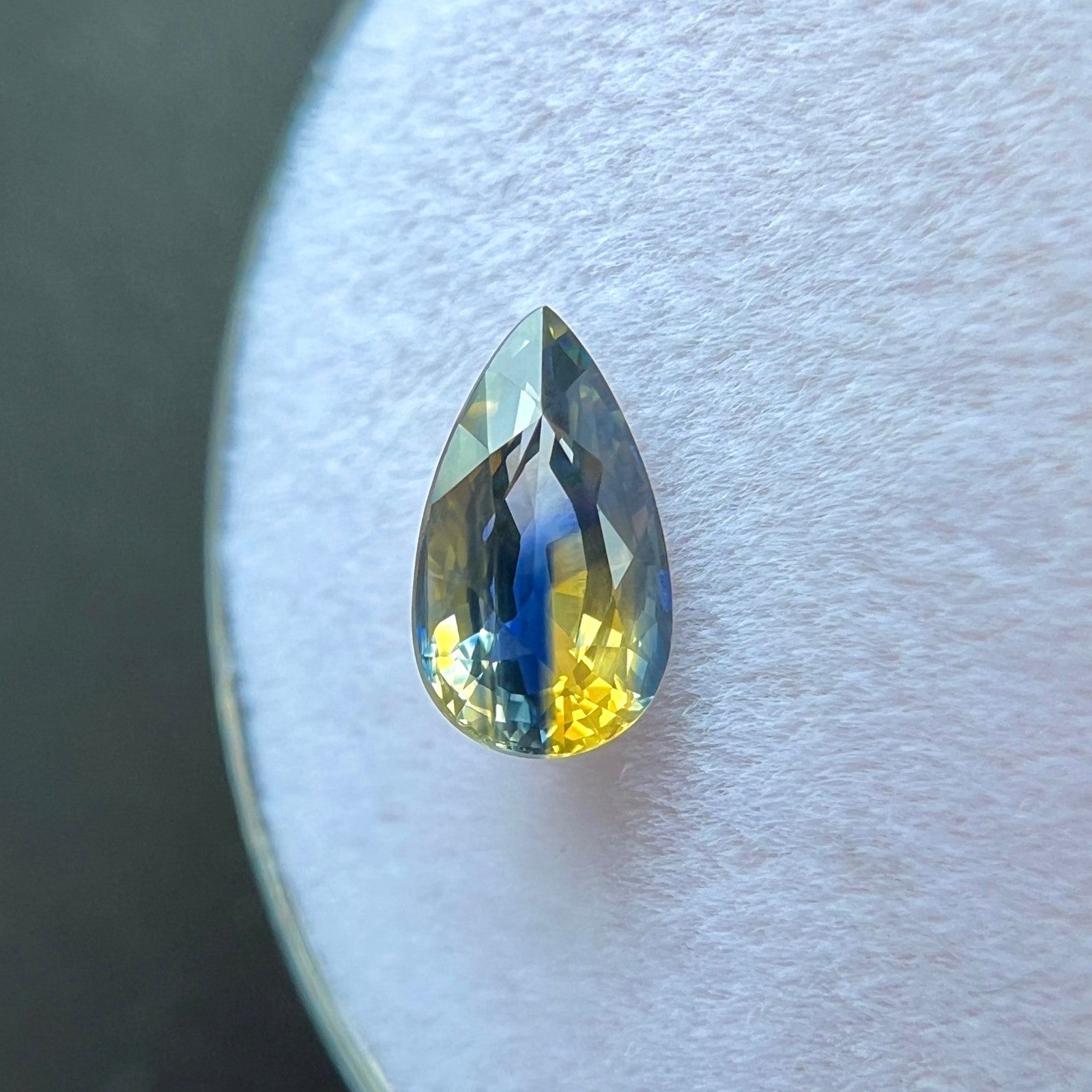 UNIQUE Parti Colour NATURAL 1.21ct Sapphire Blue Yellow Pear Teardrop 8x4.5mm — view 3