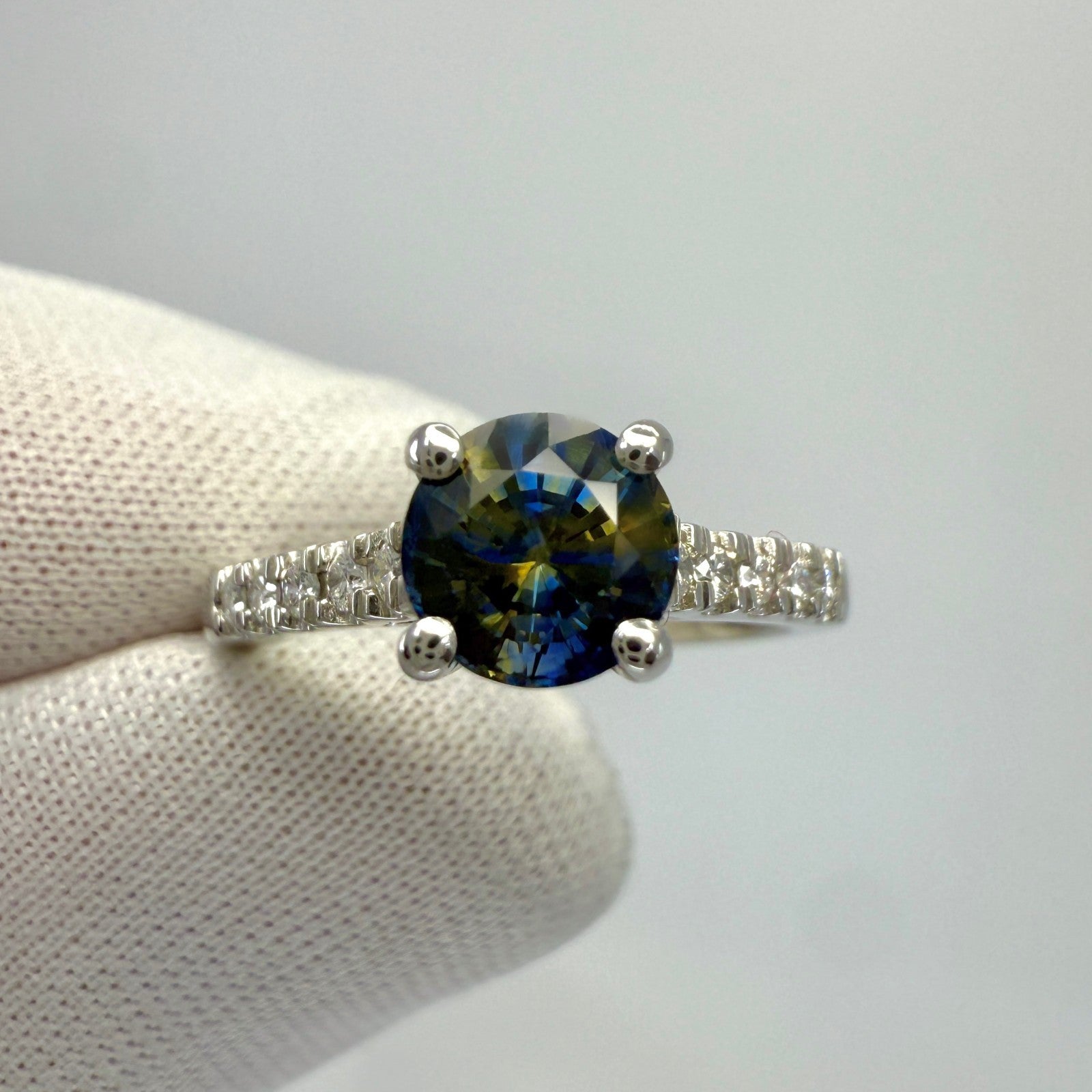 Unique 1.38ct Bi Colour Round CEYLON Blue Yellow Sapphire Diamond Platinum Ring — view 5