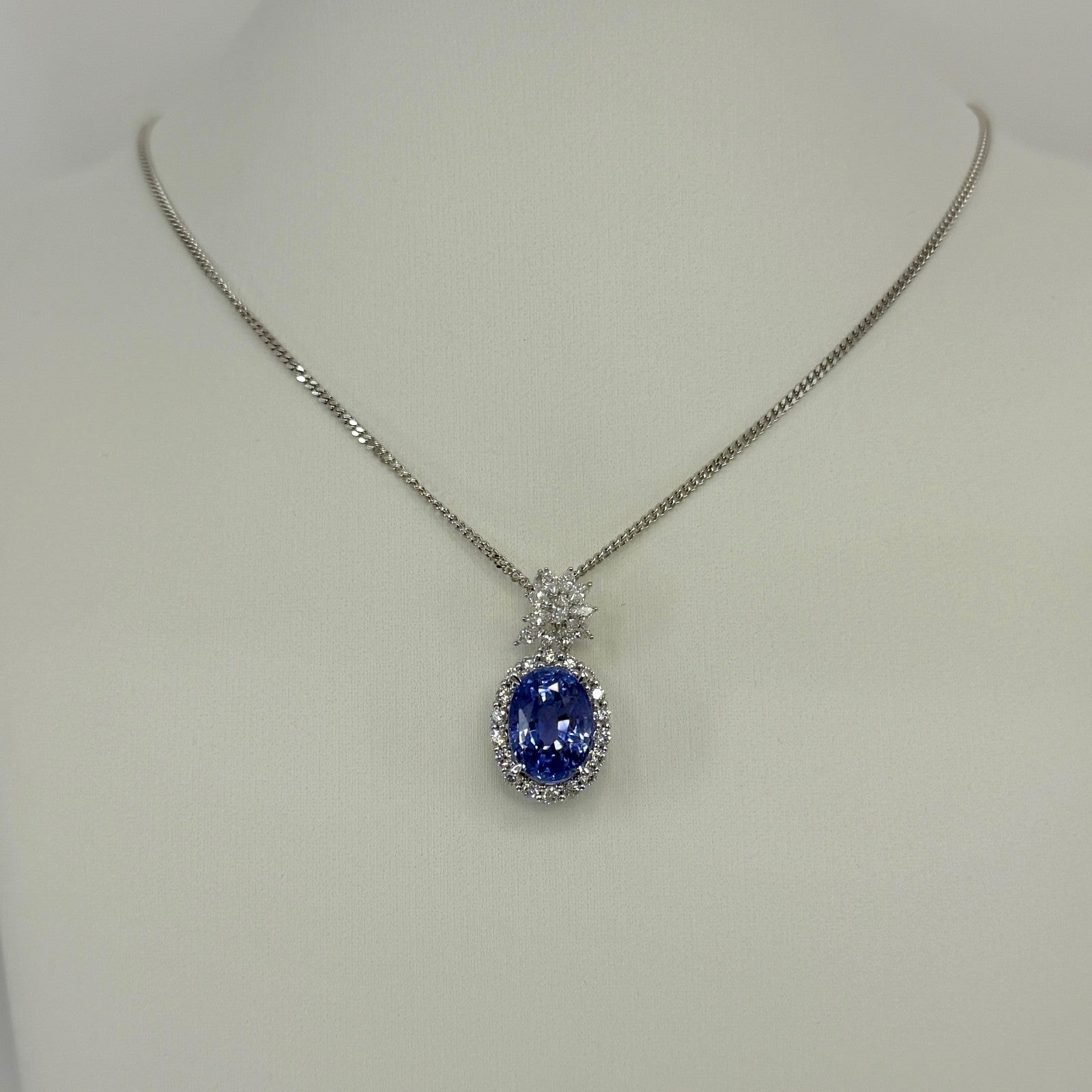 GIA Certified 7.28ct Colour Change Untreated Ceylon Sapphire & Diamond Pendant — view 5