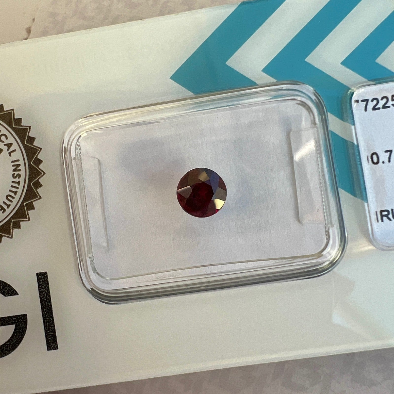 IGI CERTIFIED 0.70ct Untreated Deep Purple Red Ruby Round Cut RARE Gem 5mm — view 4