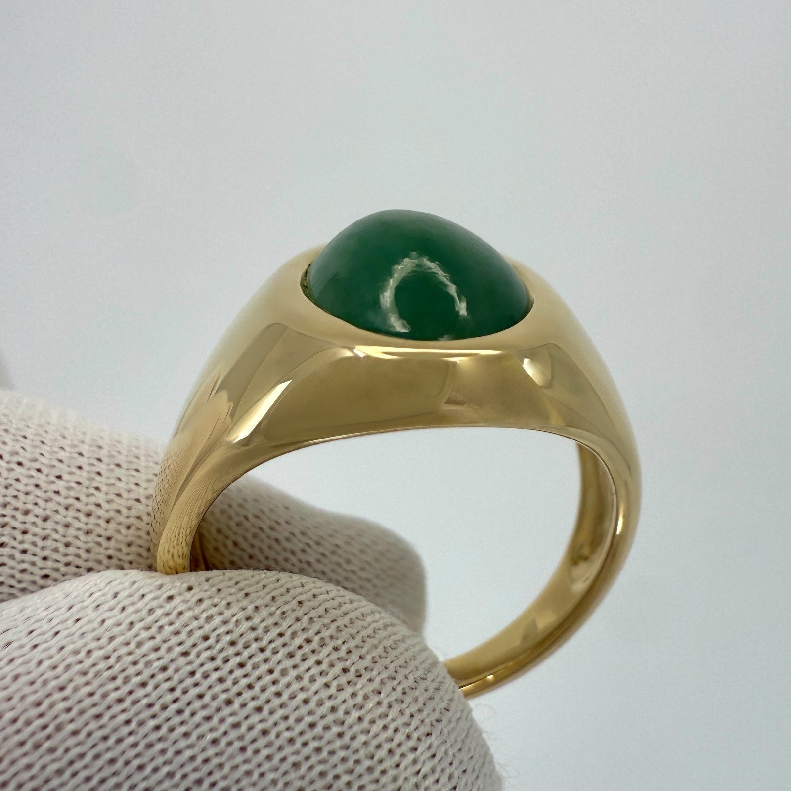 GIA Certified 3.30ct Jadeite A Grade Jade Green Oval 18k Yellow Gold Signet Ring — view 5
