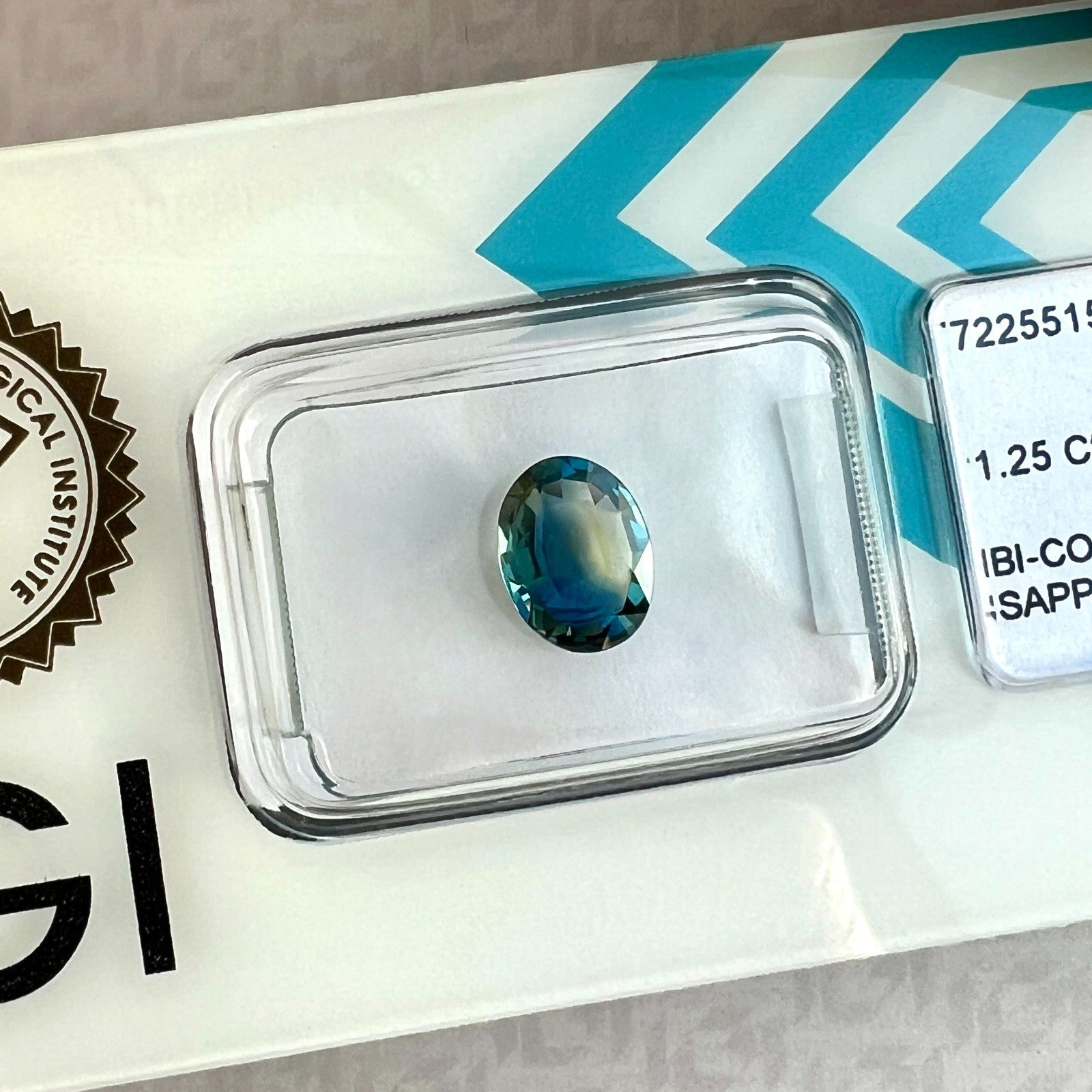 IGI CERTIFIED 1.25ct AUSTRALIA Bi Colour Blue Yellow Sapphire UNTREATED Oval Cut — view 4