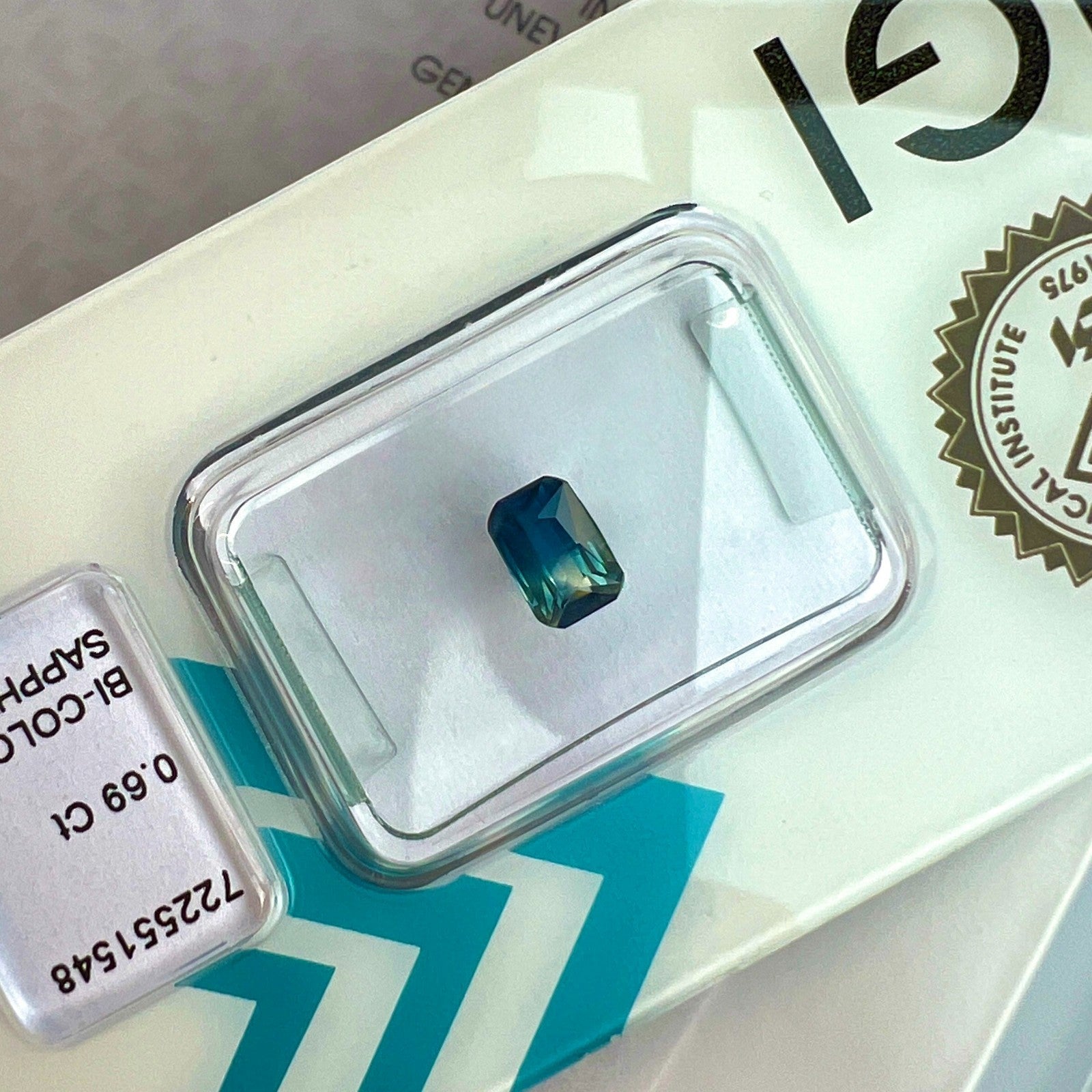 UNIQUE Bi Colour IGI Sapphire CERTIFIED Blue Yellow AUSTRALIA 0.69ct RARE Gem — view 4