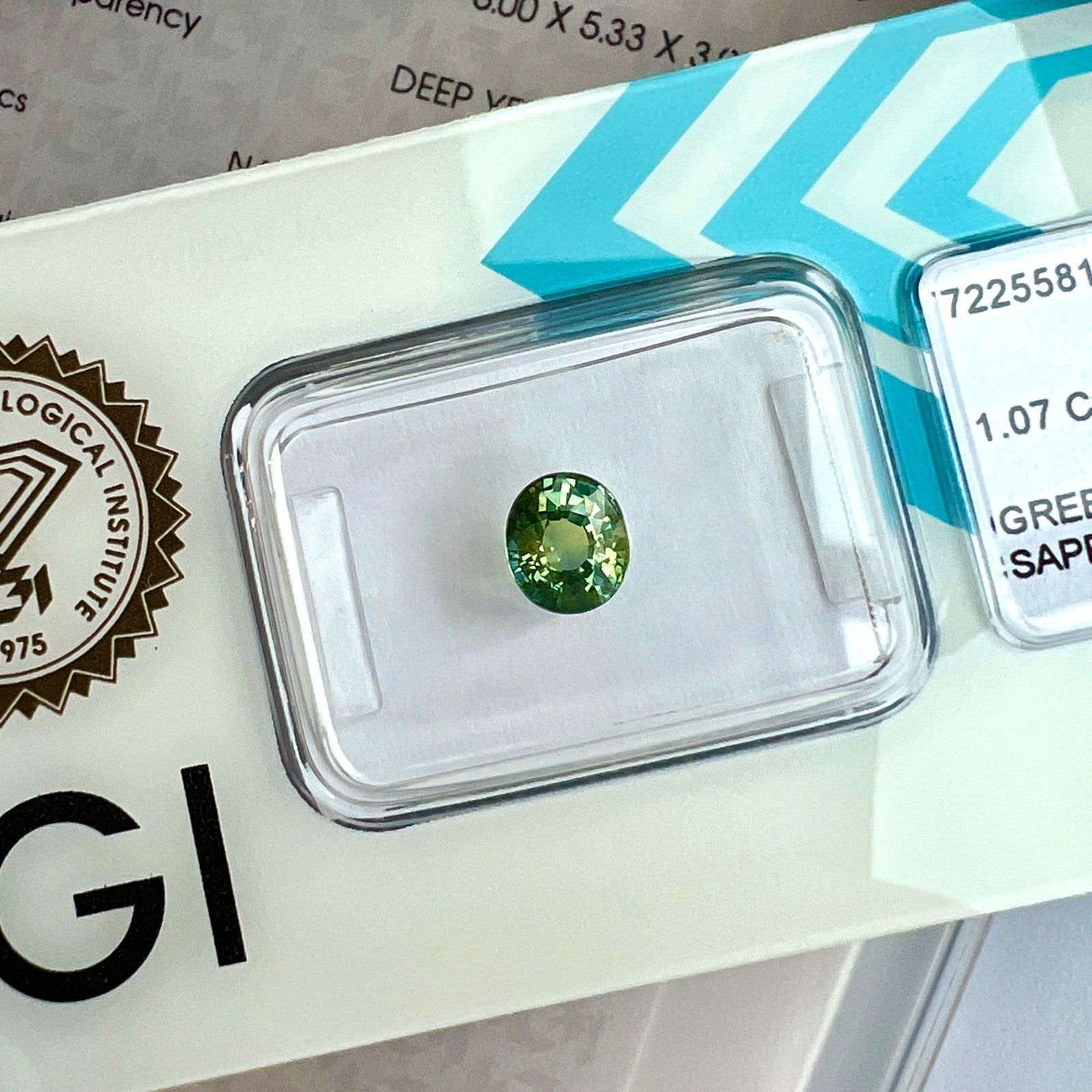 IGI CERTIFIED 1.07ct Australian VIVID Yellow Green UNHEATED Sapphire Oval Cut — view 1