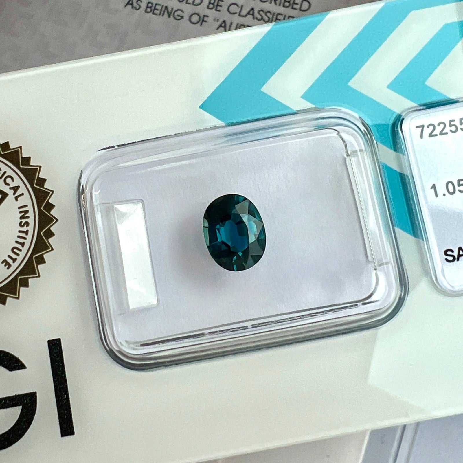 Fine IGI CERTIFIED 1.05ct Natural AUSTRALIAN Deep Blue Sapphire Oval Cut Gem — view 3