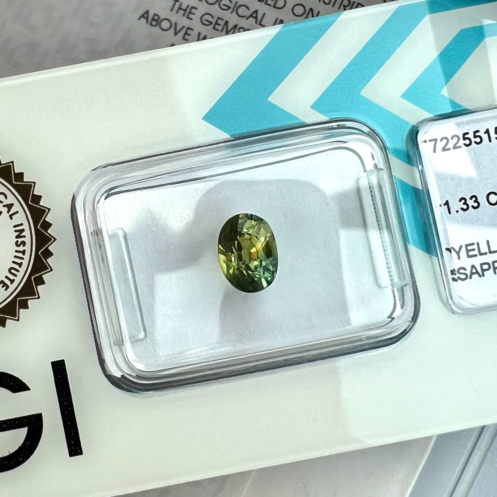IGI CERTIFIED 1.33ct Untreated THAI Deep Blue Yellow BI COLOUR Sapphire Oval — view 4