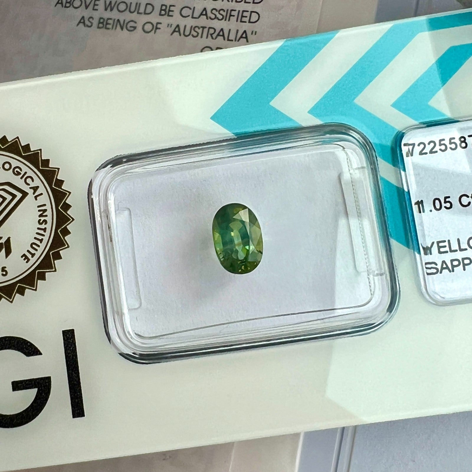 IGI CERTIFIED 1.05ct AUSTRALIA Green Yellow NATURAL Sapphire UNTREATED Oval Cut — view 5