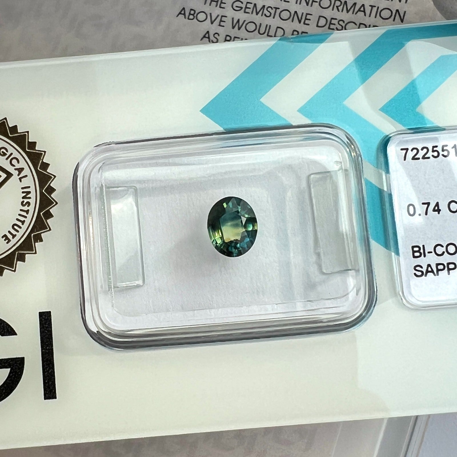 IGI CERTIFIED 0.74ct AUSTRALIA Bi Colour Blue Yellow Sapphire NATURAL Oval Cut — view 3