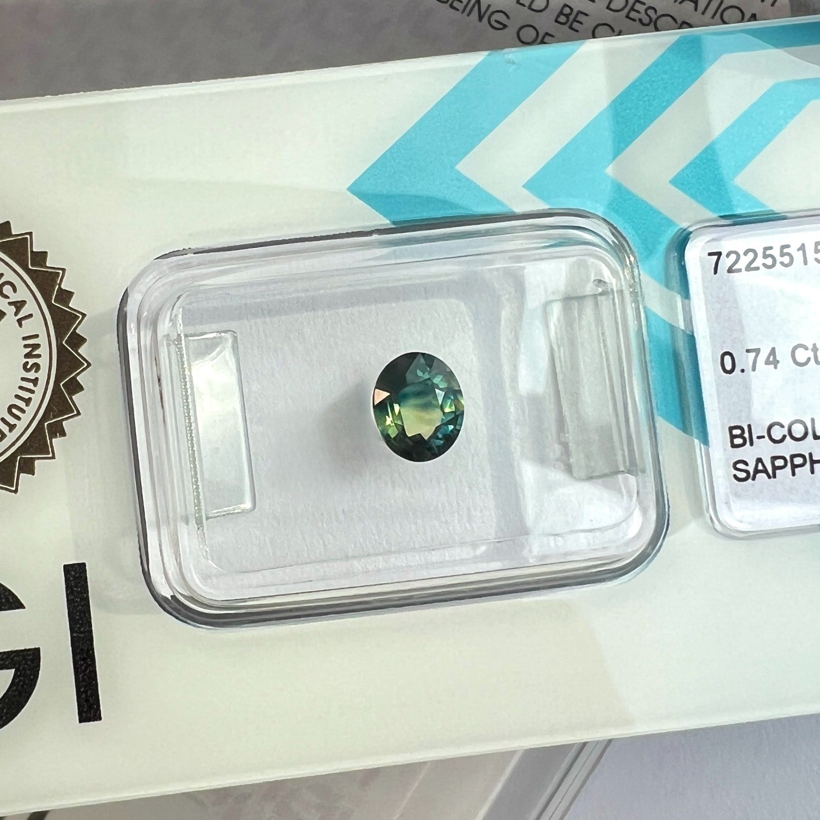 IGI CERTIFIED 0.74ct AUSTRALIA Bi Colour Blue Yellow Sapphire NATURAL Oval Cut — view 4
