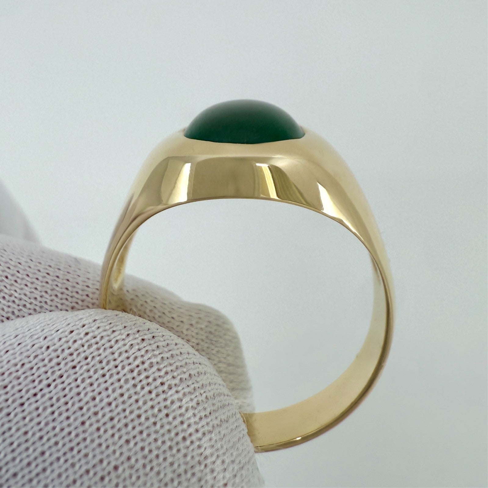 3.20ct GIA Certified Jadeite A Grade Jade Untreated Yellow Gold Oval Signet Ring — view 5
