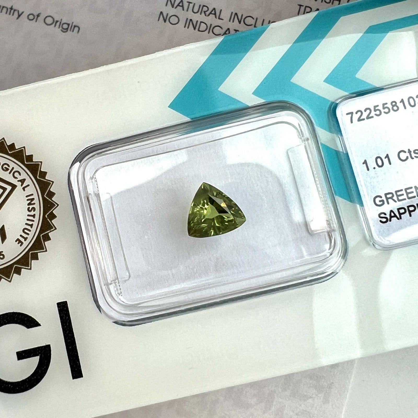 IGI CERTIFIED 1.01ct Sapphire AUSTRALIA Vivid Yellow Green UNHEATED Trillion Cut — view 4