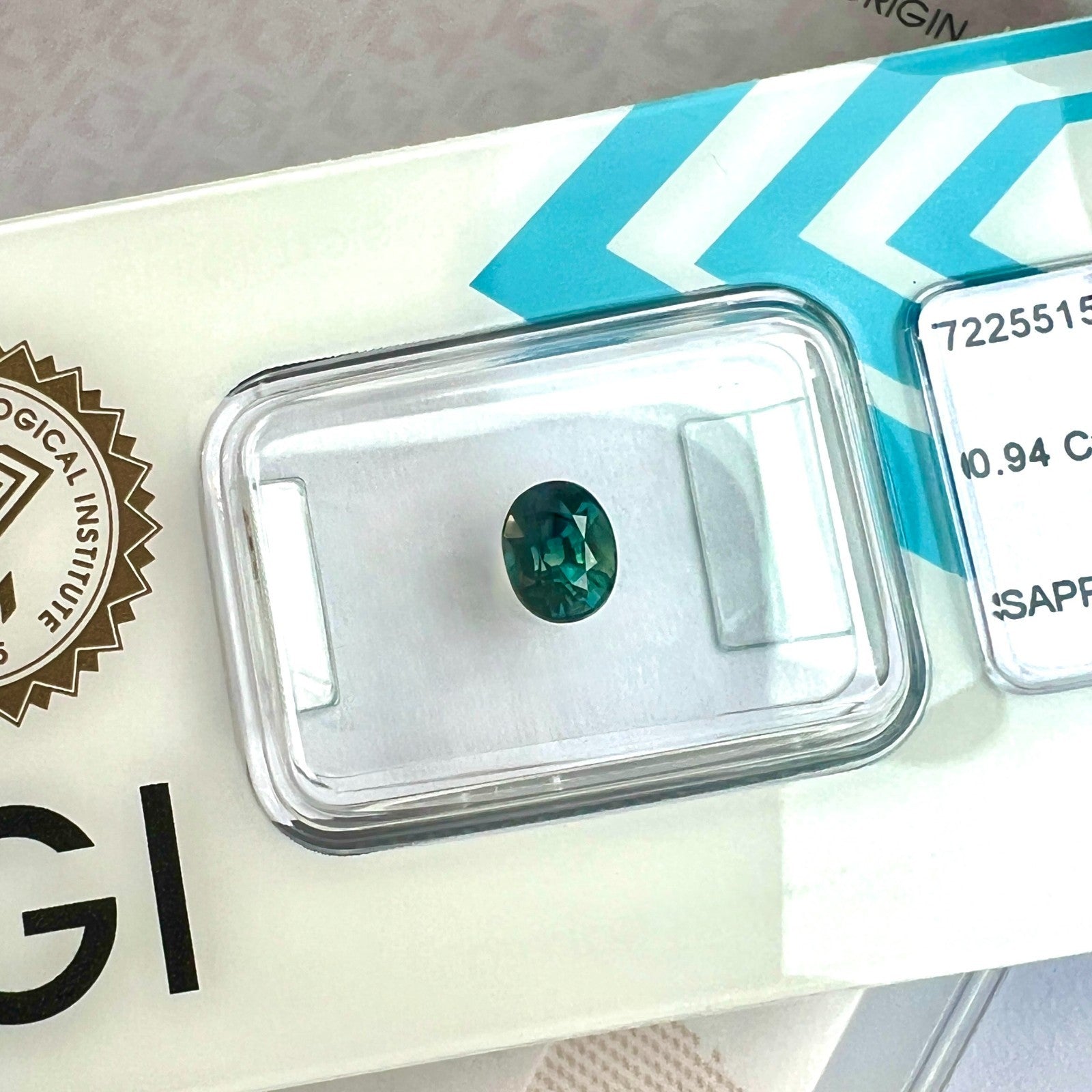 IGI CERTIFIED 0.94ct AUSTRALIAN Deep Greenish Blue Sapphire Oval Cut RARE