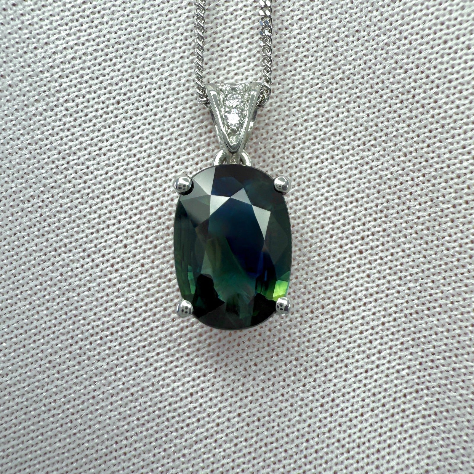2.00ct GIA Certified Untreated Bi Colour Sapphire & Diamond Platinum Pendant — view 4