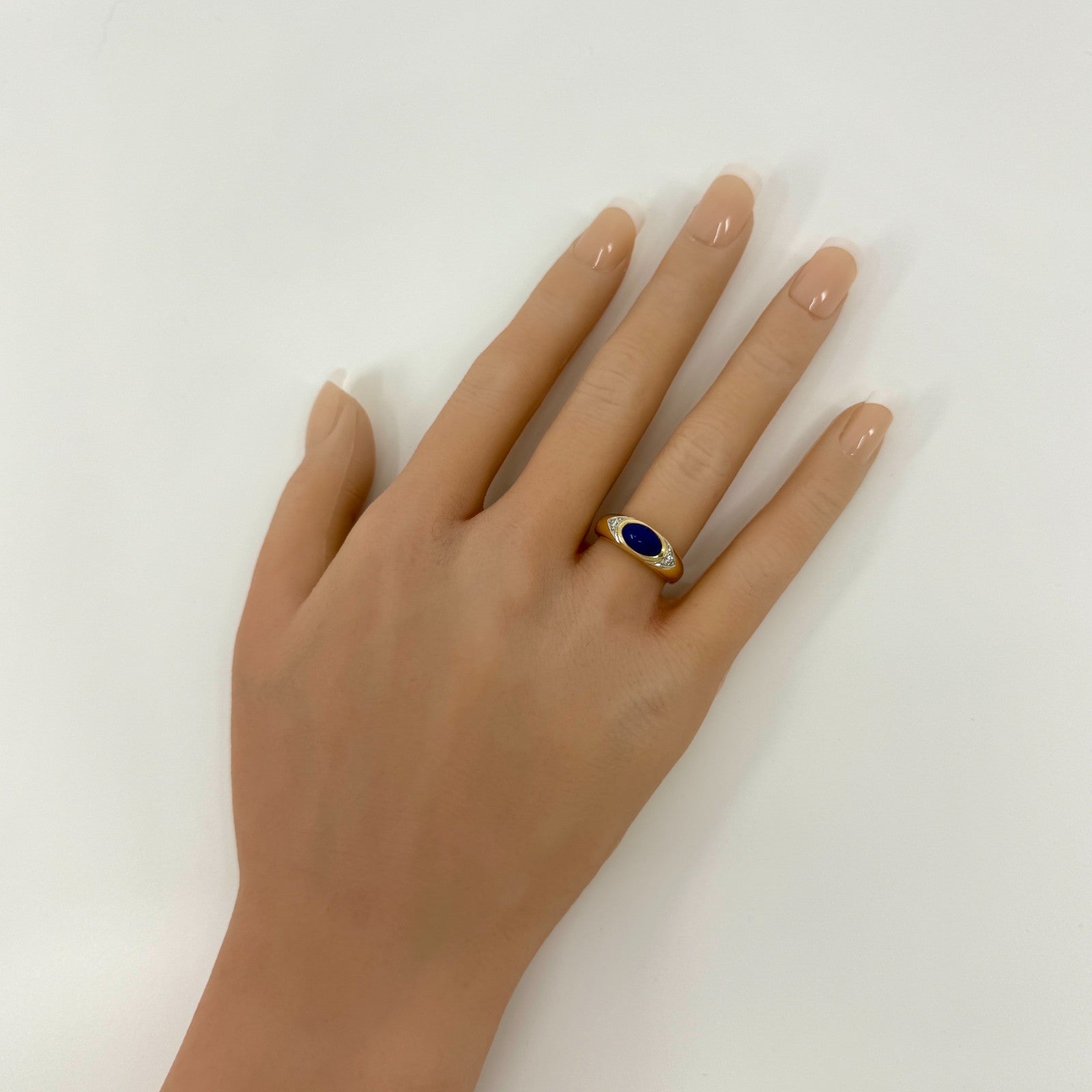 Vintage Van Cleef & Arpels Lapis Lazuli & Diamond 18k Gold & Platinum Dome Ring — view 4