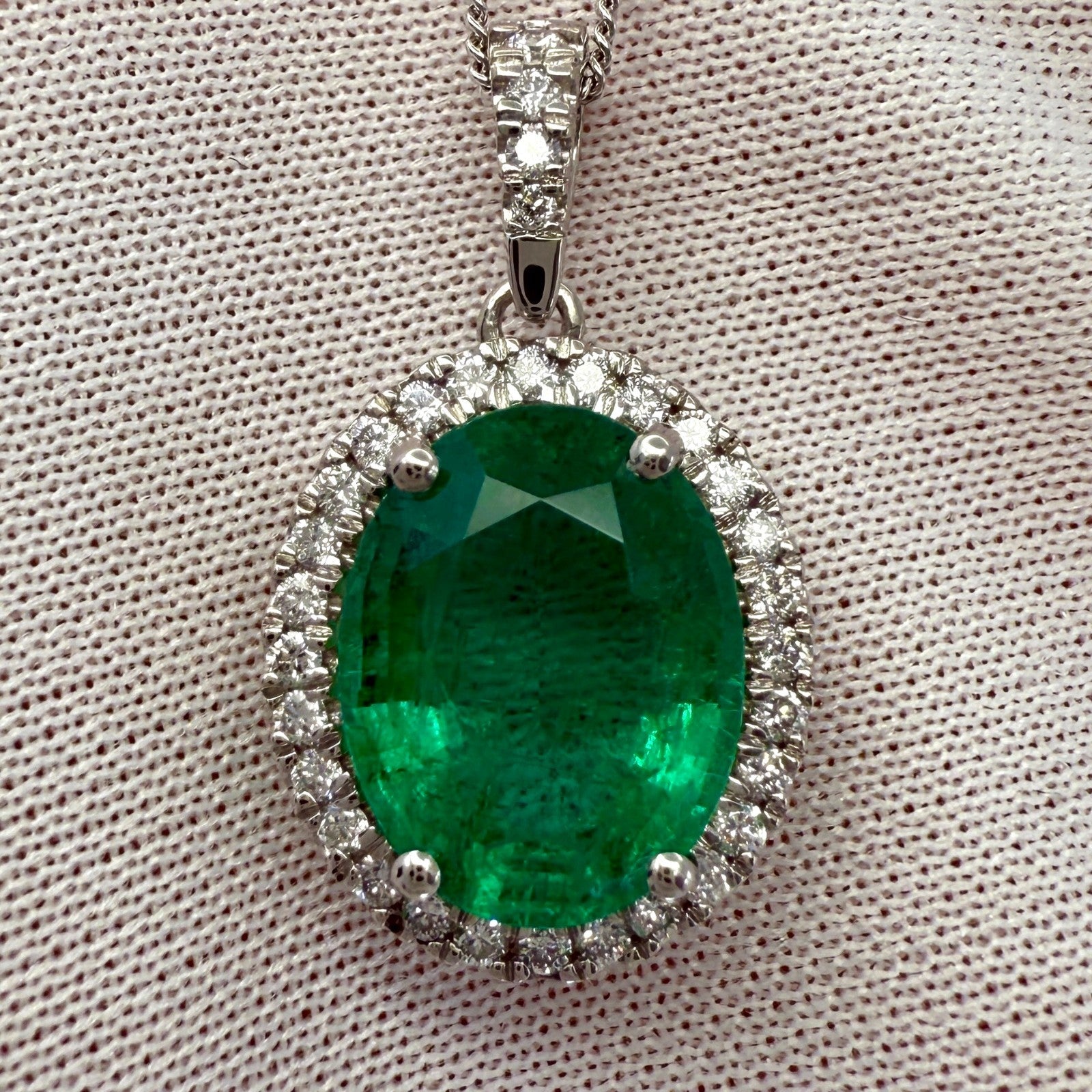 4.64ct GIA CERTFIED Oval Cut Zambia Emerald & Diamond Platinum Pendant Necklace — view 3