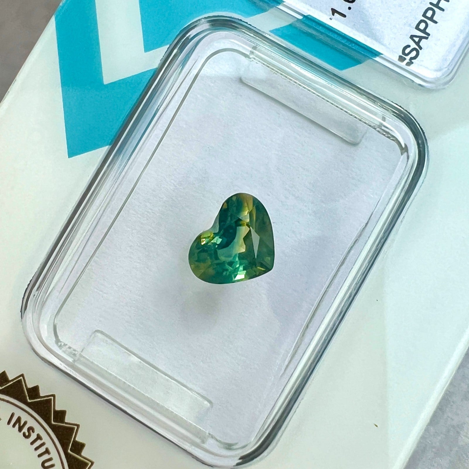 Unique IGI CERTIFIED 1.08ct AUSTRALIA Bi Colour Green Yellow Sapphire NO HEAT — view 4