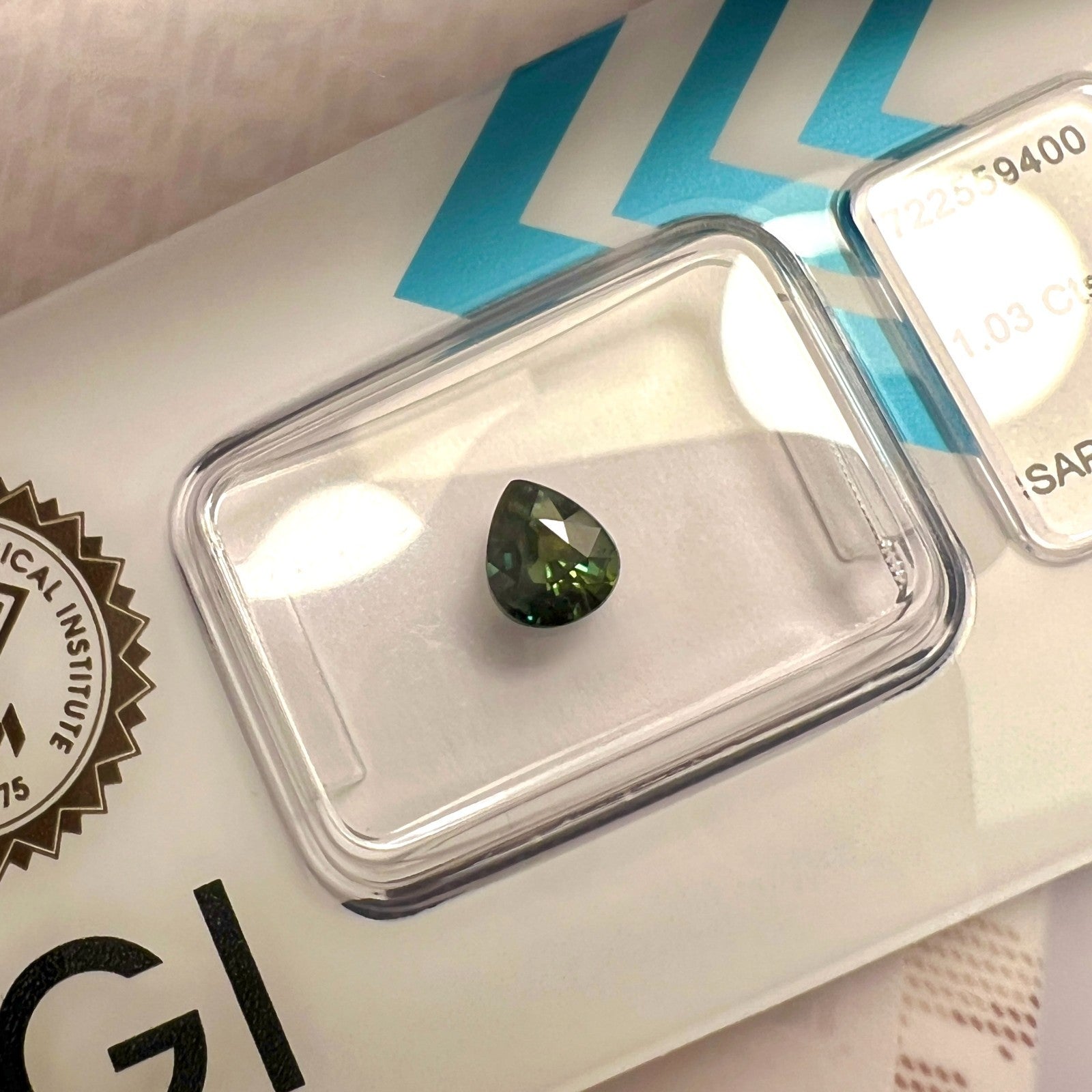 1.03ct Colour Change AUSTRALIAN Sapphire Blue Green Untreated IGI CERTIFIED Pear — view 2