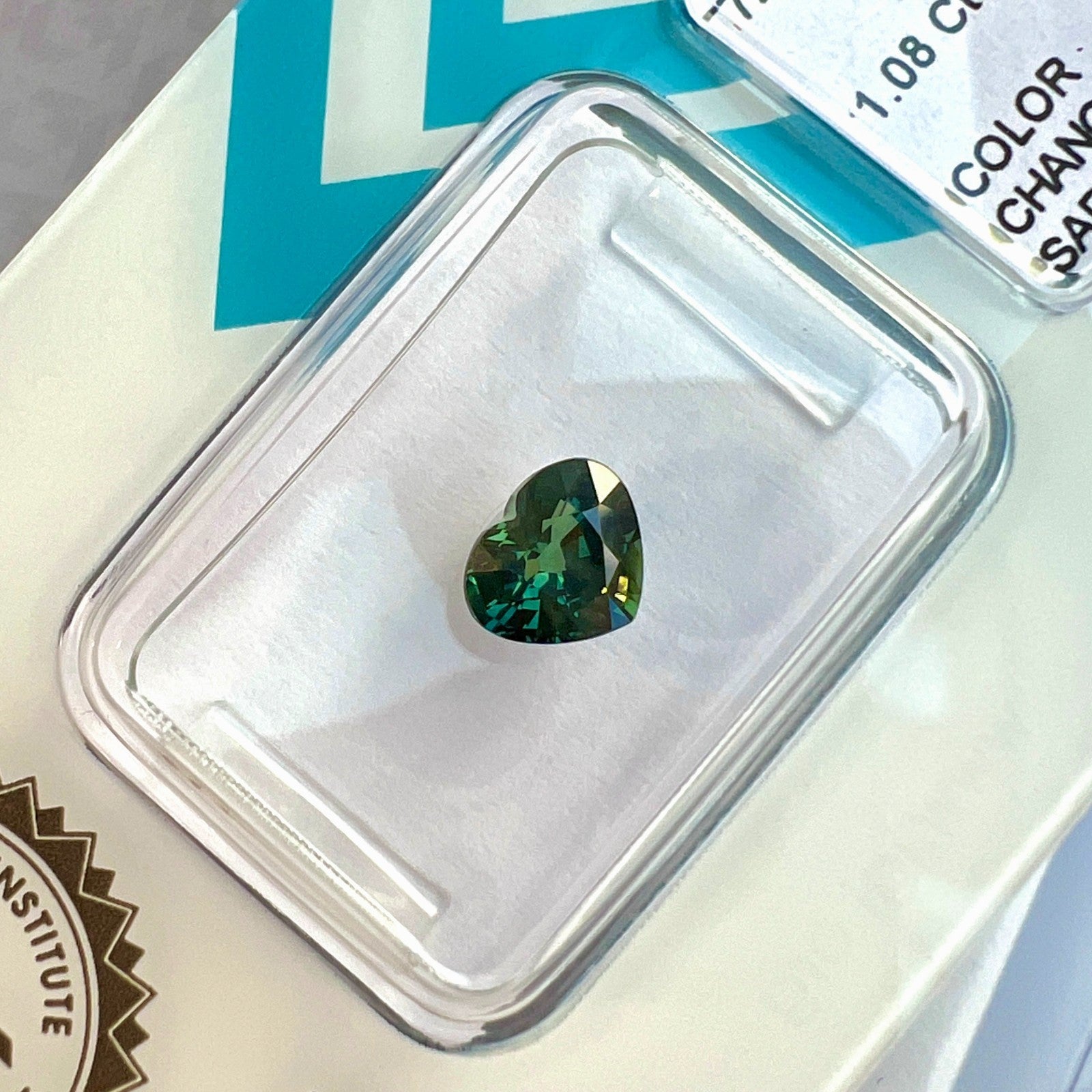 AUSTRALIAN 1.08ct Colour Change Sapphire NO HEAT Green Blue IGI CERTIFIED Gem