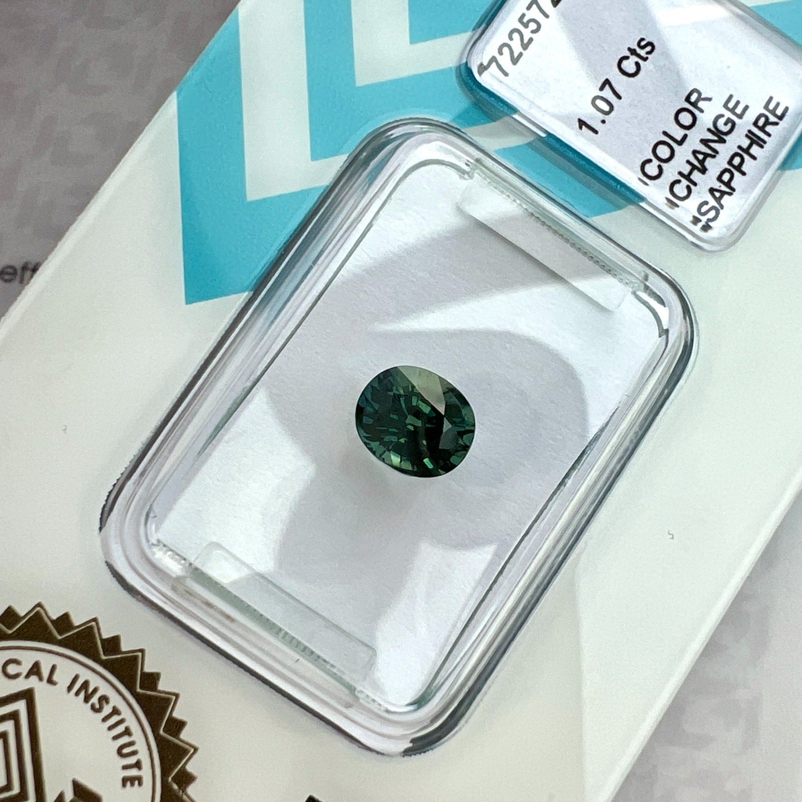 Rare IGI CERTIFIED 1.07ct Colour Change AUSTRALIA Sapphire UNHEATED Oval Cut — view 5