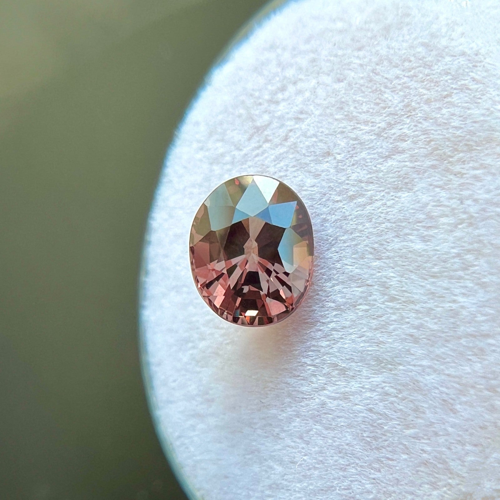 1.56ct NATURAL Colour Change Garnet GIA Certified UNTREATED Pyrope Spessartine — view 3