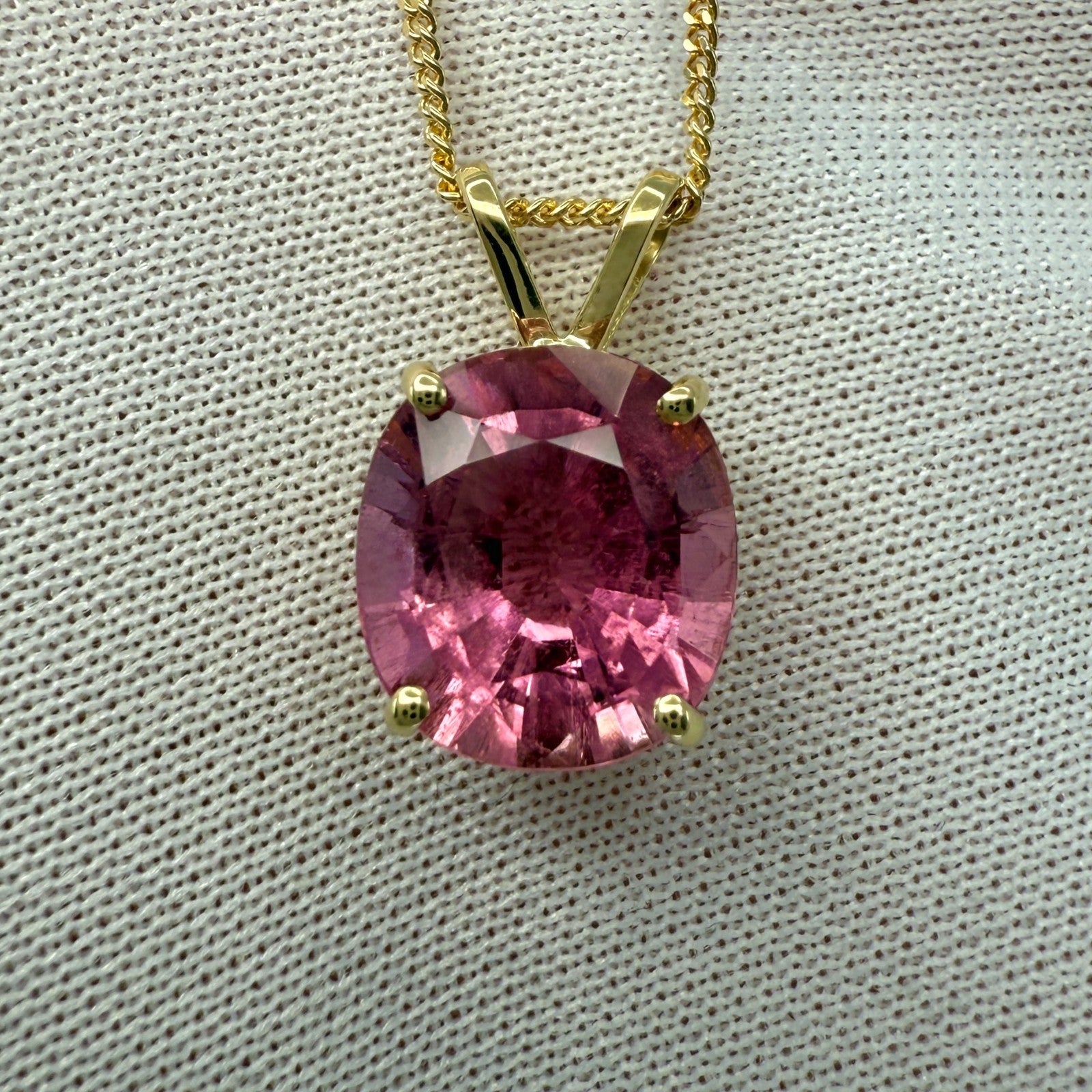 3.60ct Pink Purple Rubellite Tourmaline Oval 18k Yellow Gold Pendant Necklace — view 2