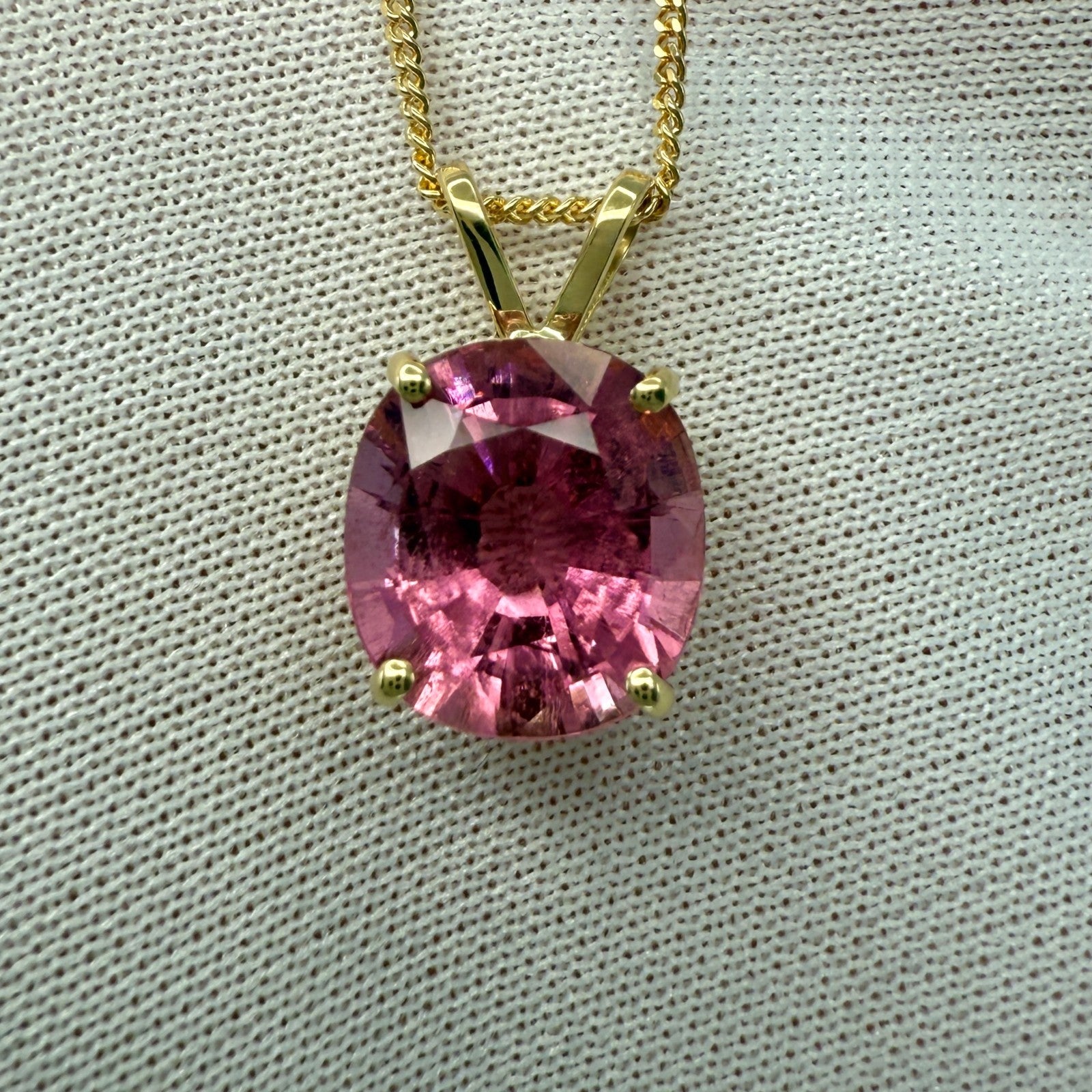 3.60ct Pink Purple Rubellite Tourmaline Oval 18k Yellow Gold Pendant Necklace — view 4