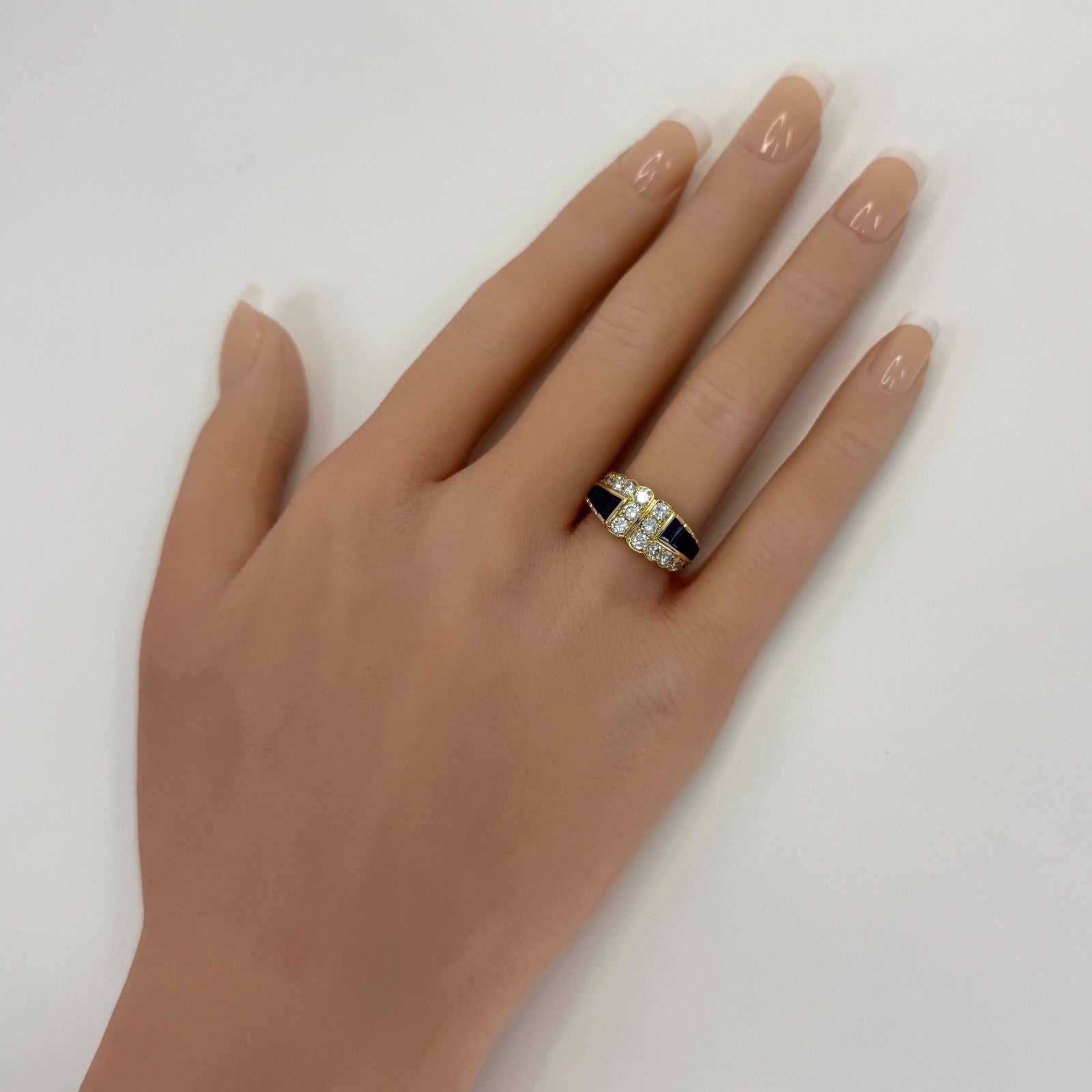 Rare Vintage 2.24ct Van Cleef & Arpels Blue Sapphire Diamond Cocktail Band Ring — view 5
