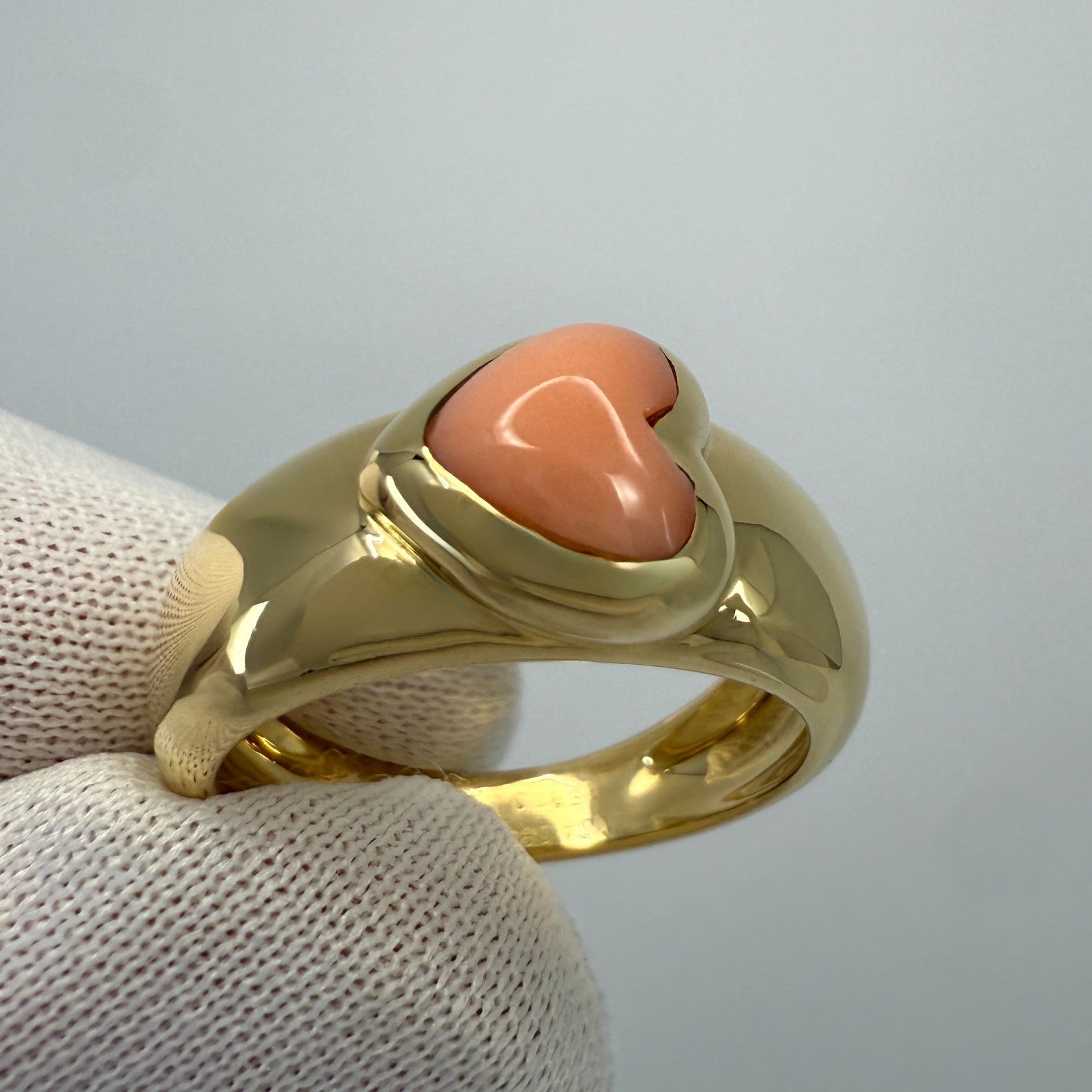 Rare Vintage Van Cleef & Arpels Pink Coral Heart Cut 18k Yellow Gold Dome Ring — view 4